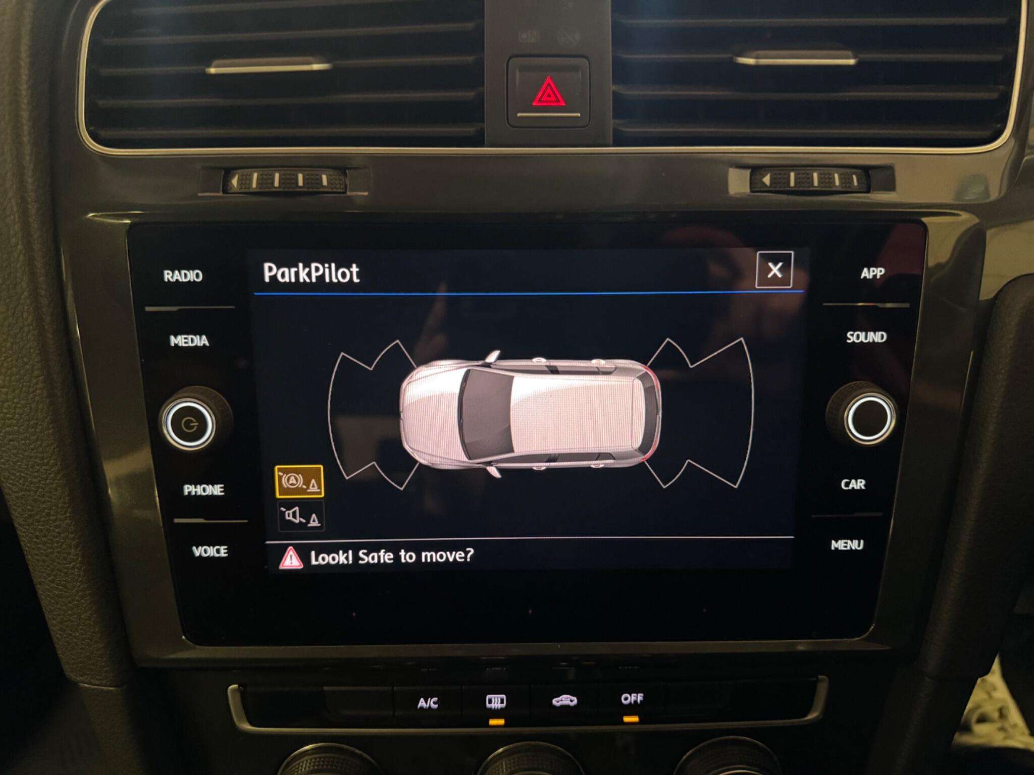 2017 VOLKSWAGEN GOLF 2017 VOLKSWAGEN GOLF