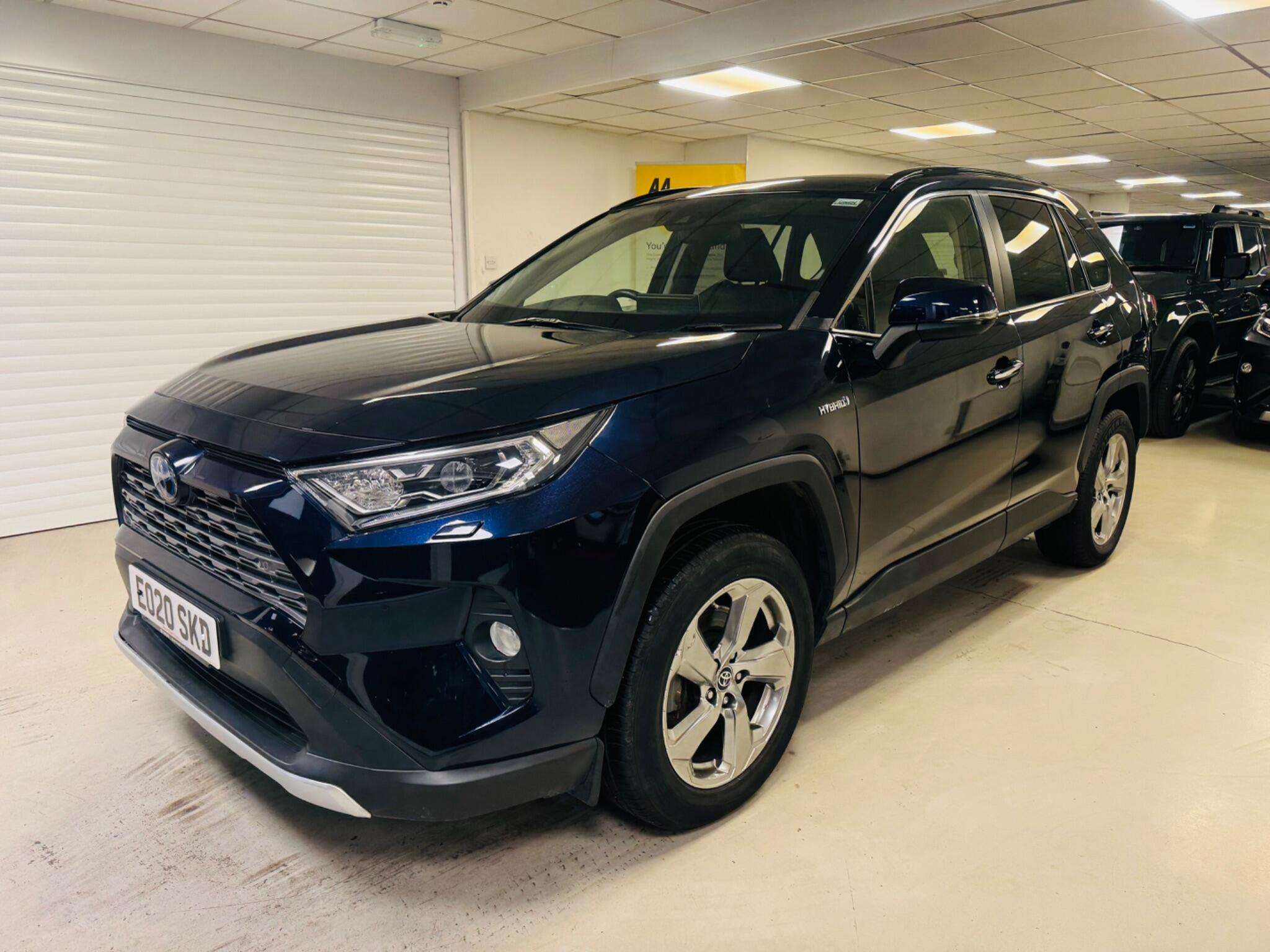 A 2020 TOYOTA RAV4 2.5 VVT-h Excel CVT Euro 6 (s/s) 5dr A 2020 TOYOTA RAV4 2.5 VVT-h Excel CVT Euro 6 (s/s) 5dr