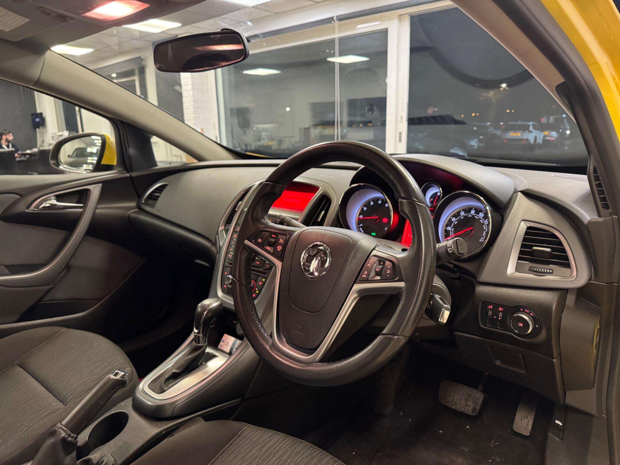 2014 VAUXHALL ASTRA 2014 VAUXHALL ASTRA