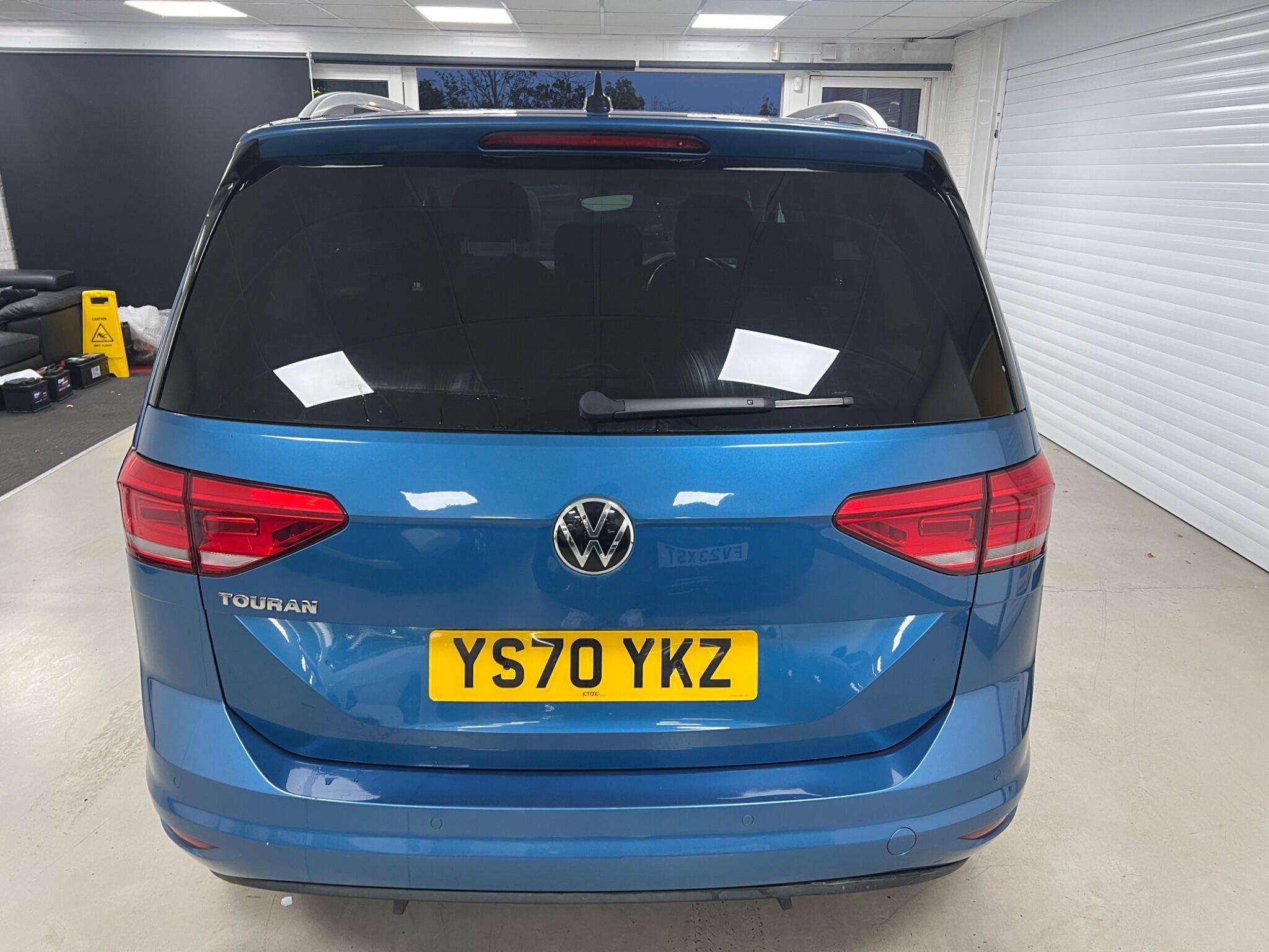 2020 VOLKSWAGEN TOURAN 2020 VOLKSWAGEN TOURAN
