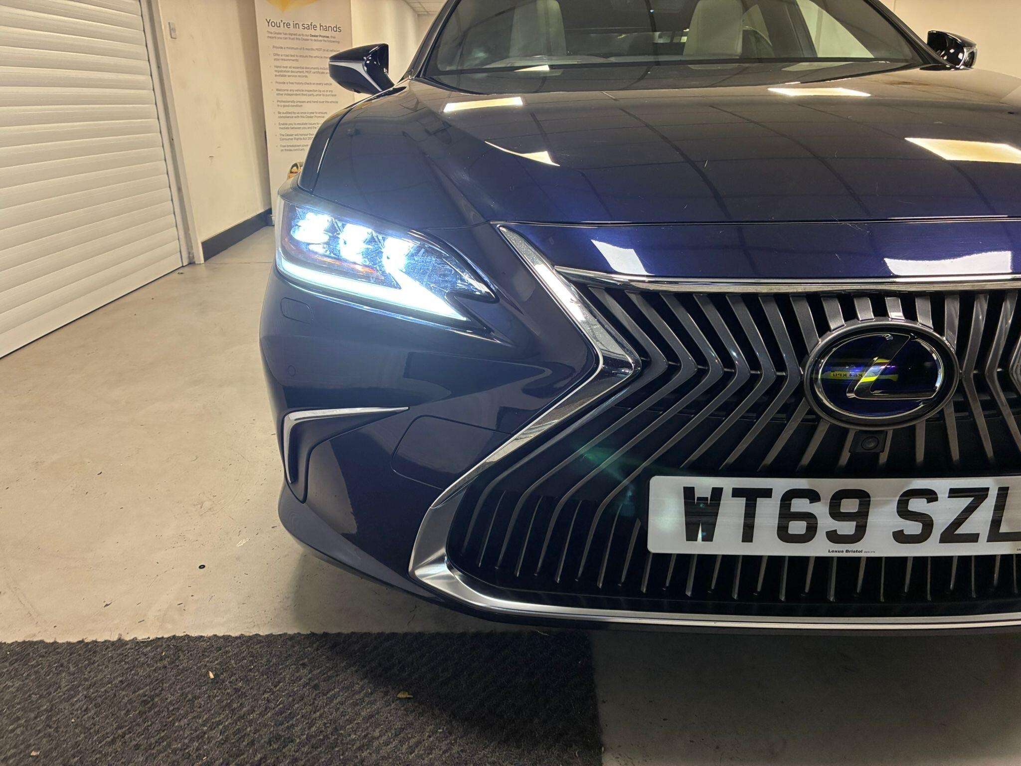 2019 LEXUS ES 2019 LEXUS ES