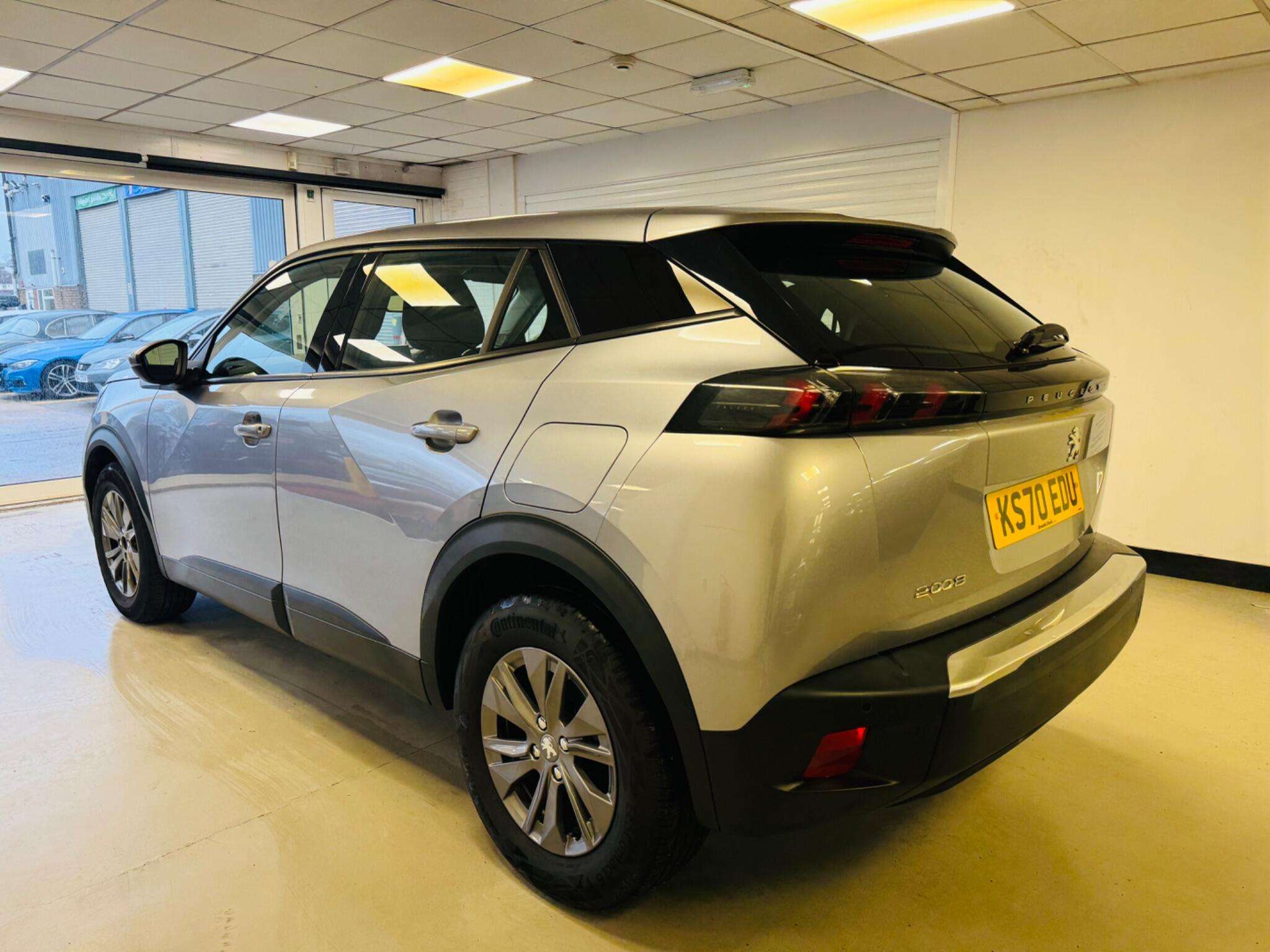 2020 PEUGEOT 2008 2020 PEUGEOT 2008