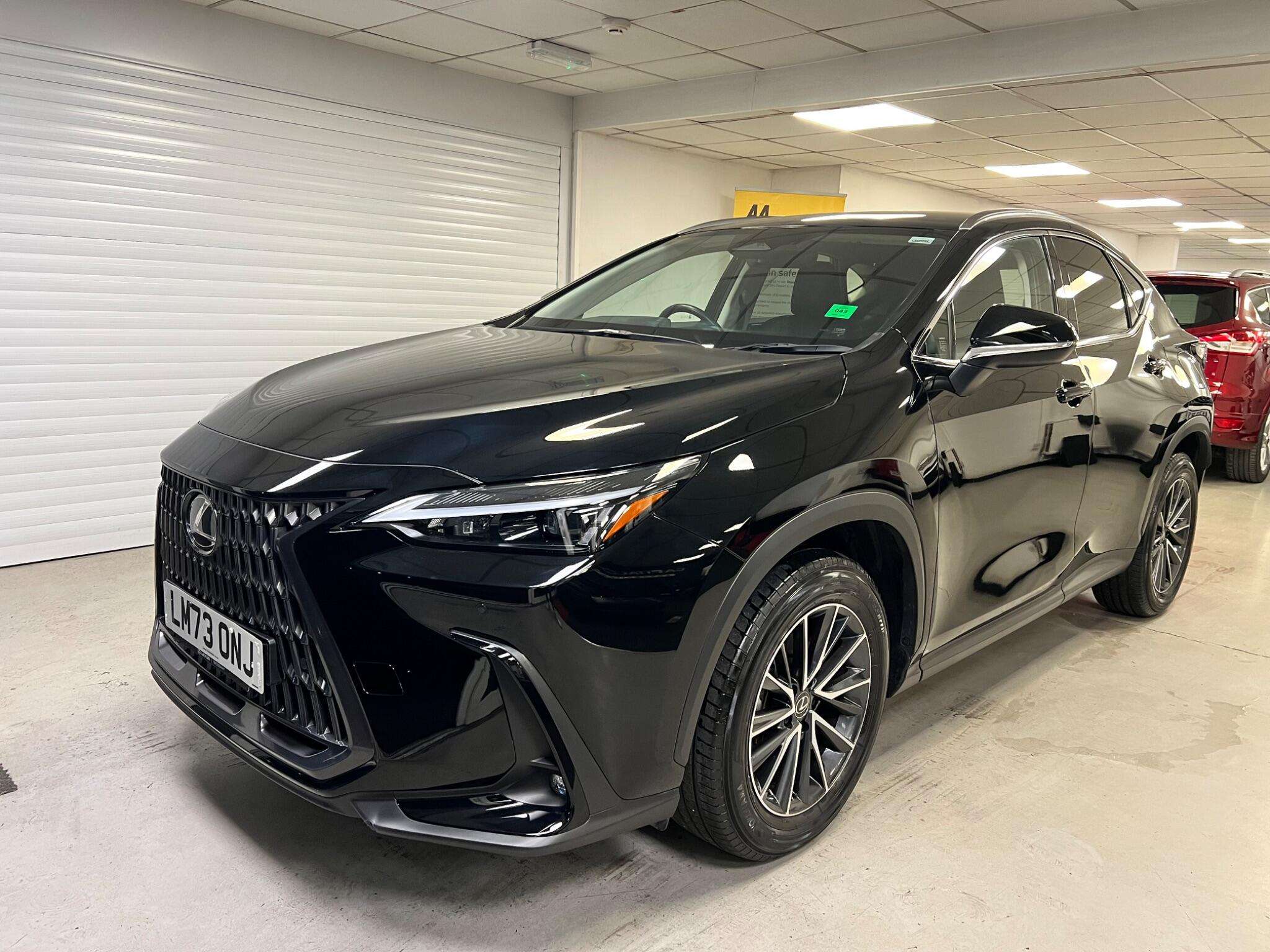 A 2023 LEXUS NX 2.5 350h E-CVT FWD Euro 6 (s/s) 5dr A 2023 LEXUS NX 2.5 350h E-CVT FWD Euro 6 (s/s) 5dr