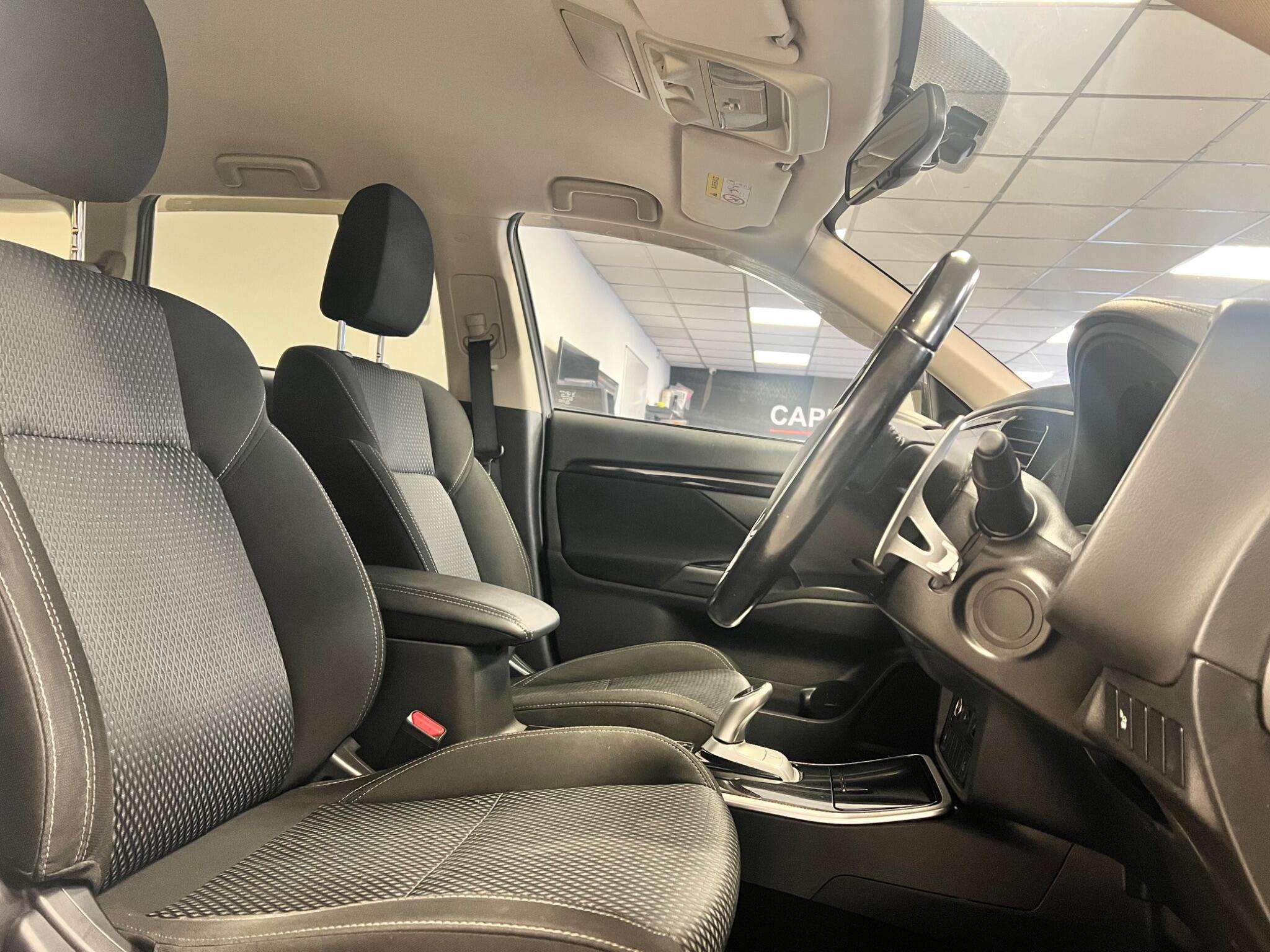 2020 MITSUBISHI OUTLANDER 2020 MITSUBISHI OUTLANDER