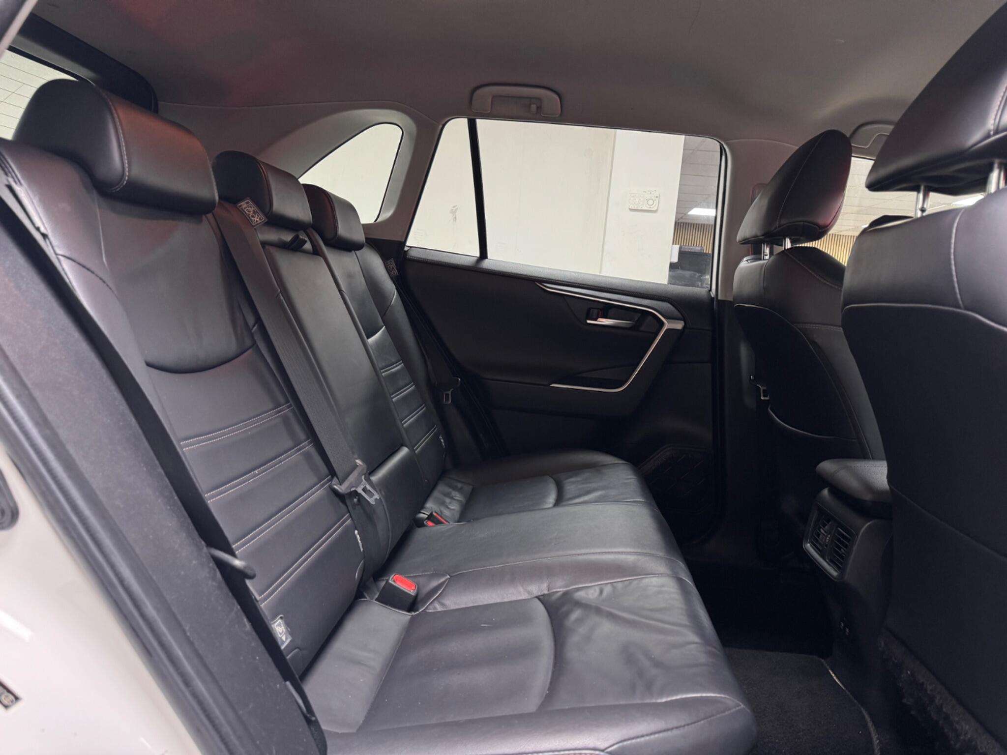 2019 TOYOTA RAV4 2019 TOYOTA RAV4