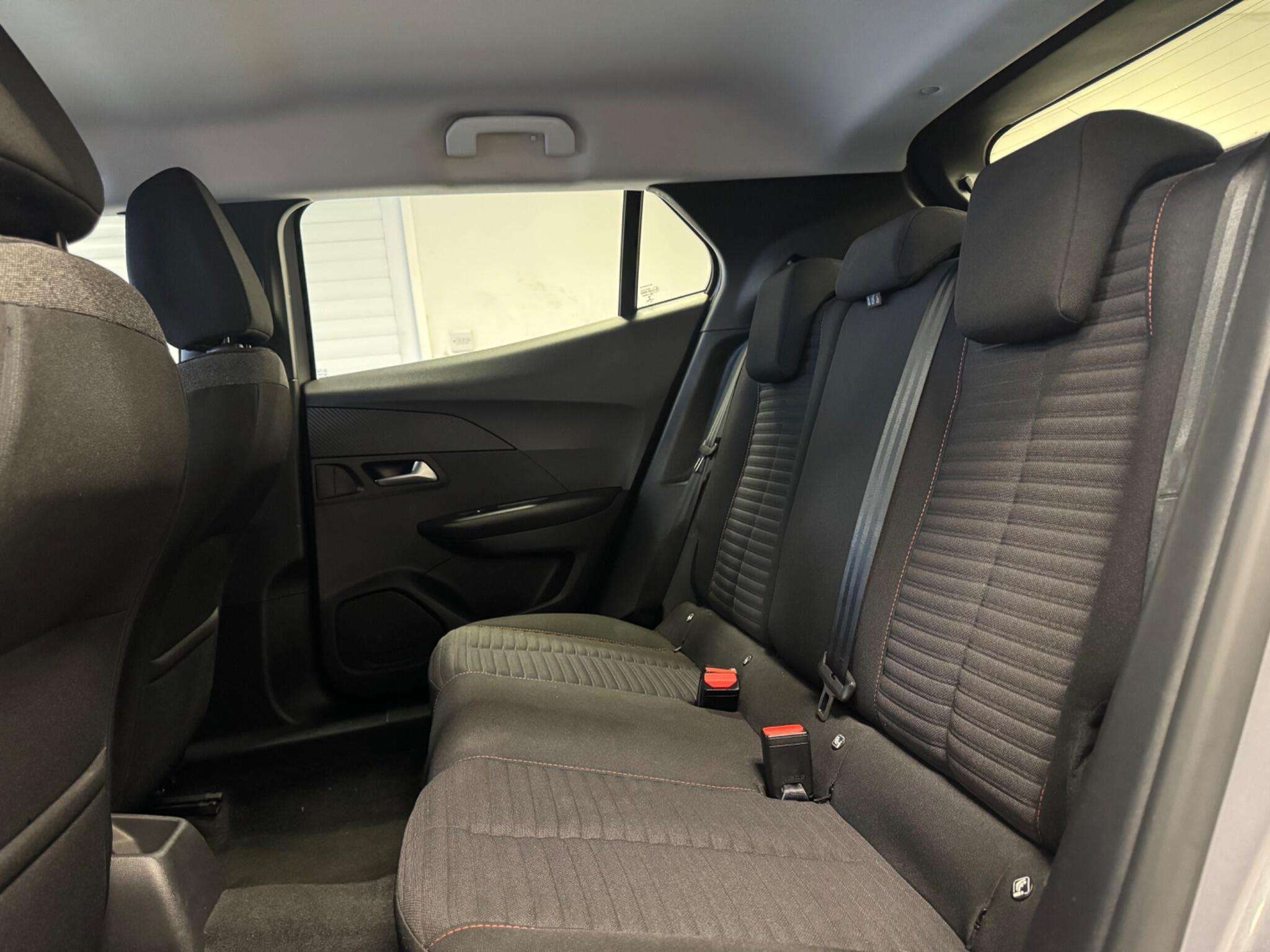 2020 PEUGEOT 2008 2020 PEUGEOT 2008