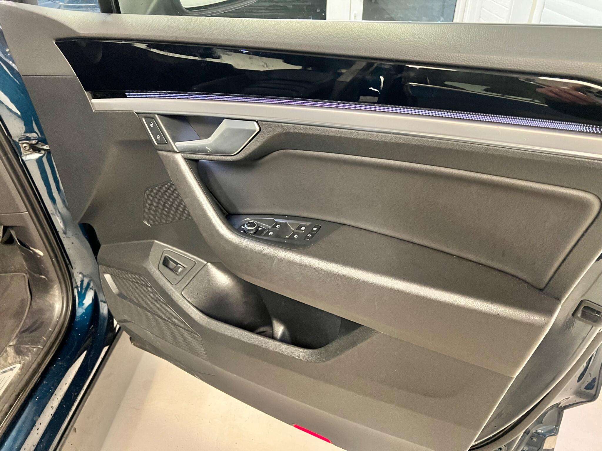 2019 VOLKSWAGEN TOUAREG 2019 VOLKSWAGEN TOUAREG