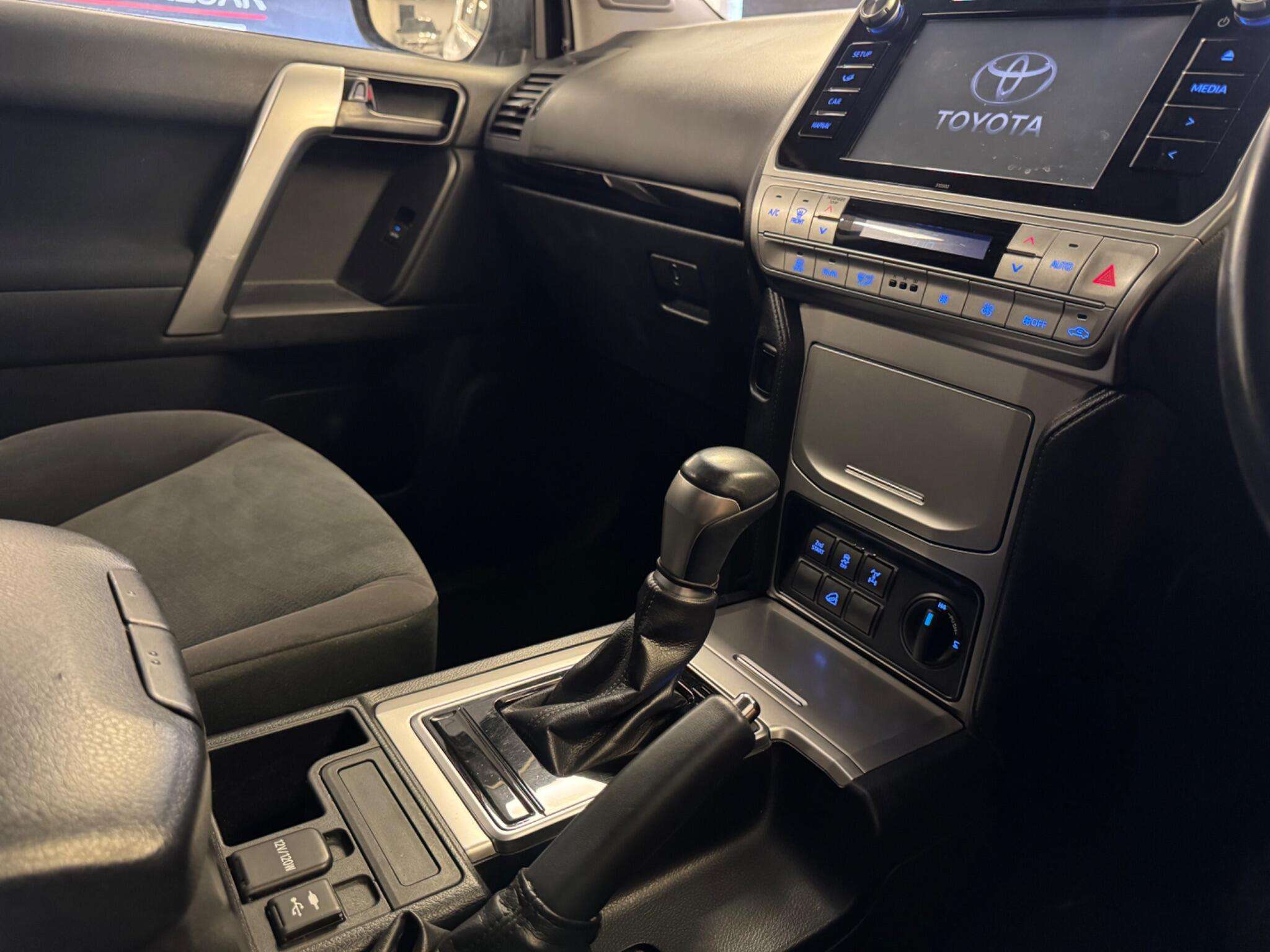 2019 TOYOTA LAND CRUISER 2019 TOYOTA LAND CRUISER