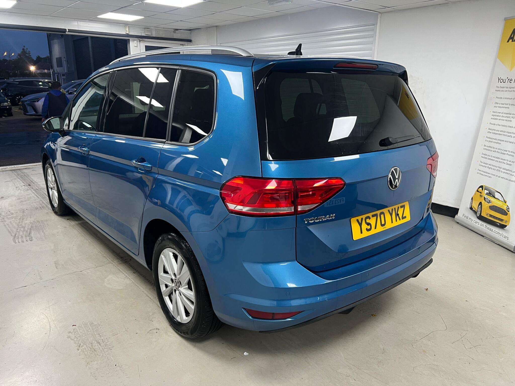 2020 VOLKSWAGEN TOURAN 2020 VOLKSWAGEN TOURAN