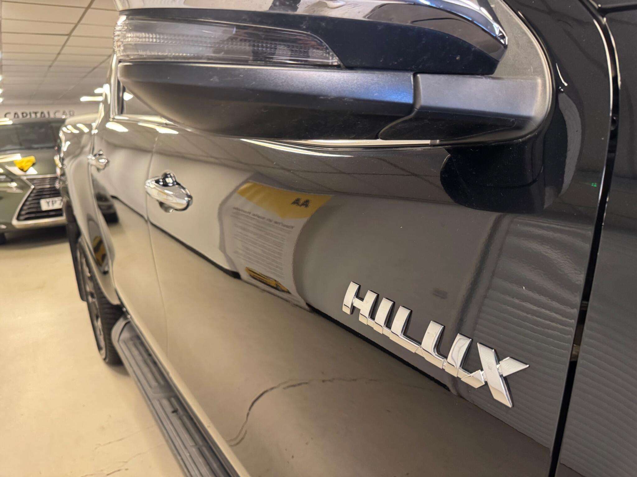 2022 TOYOTA HILUX 2022 TOYOTA HILUX