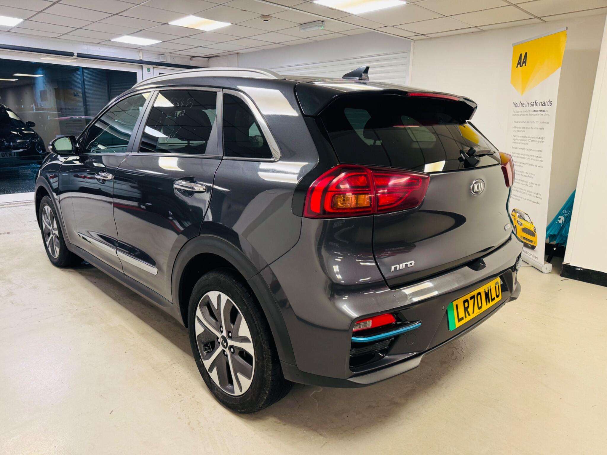 2020 KIA NIRO 2020 KIA NIRO