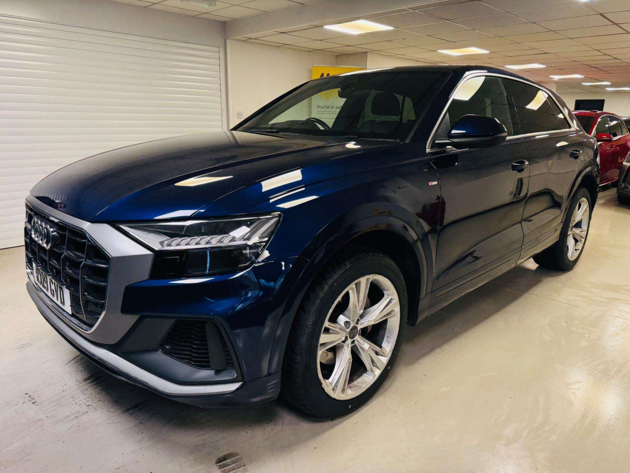 2019 AUDI Q8 2019 AUDI Q8