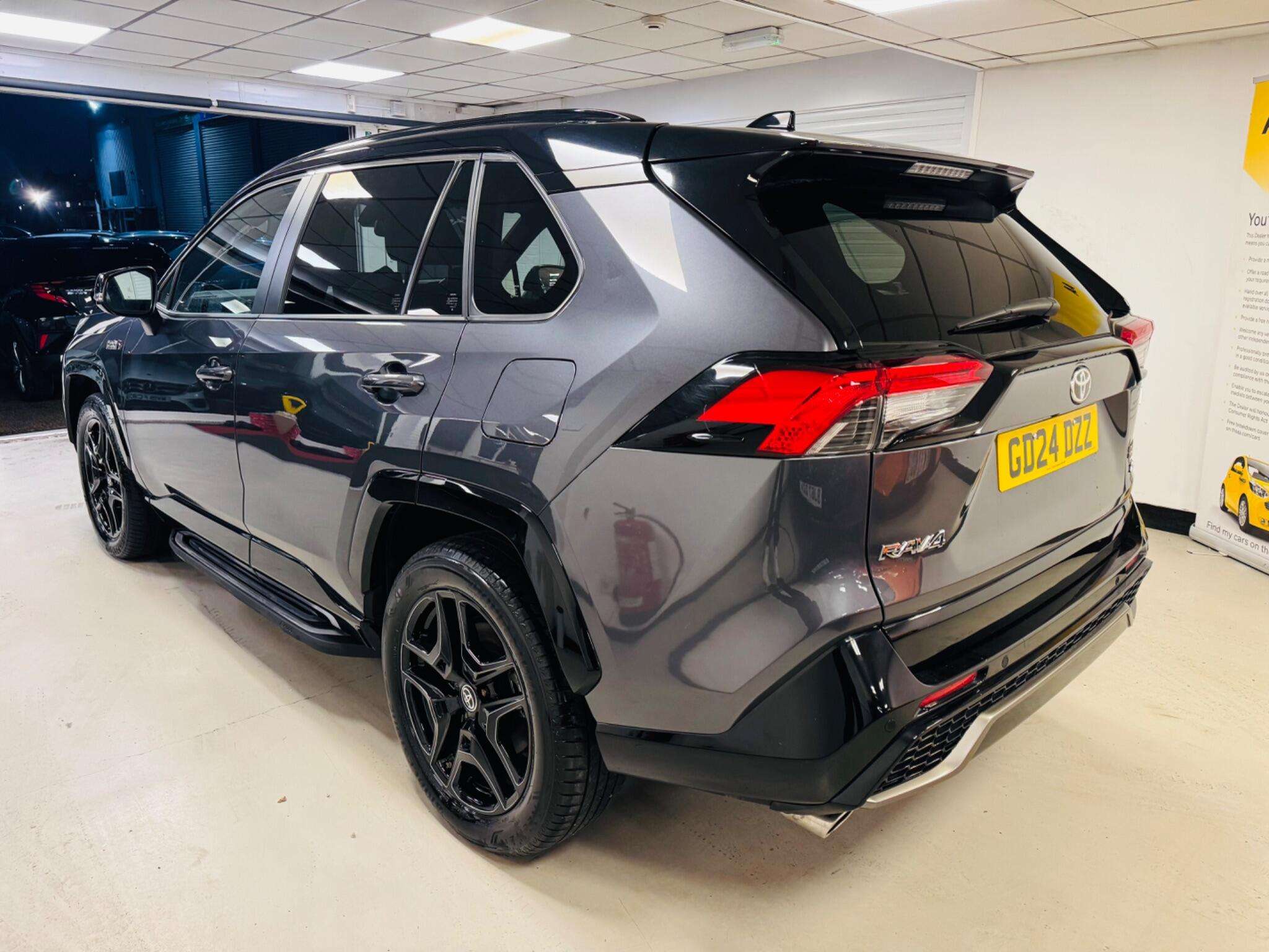A 2024 TOYOTA RAV4 2.5 VVT 18.1kWh GR SPORT CVT 4WD Euro 6 (s/s) 5dr A 2024 TOYOTA RAV4 2.5 VVT 18.1kWh GR SPORT CVT 4WD Euro 6 (s/s) 5dr