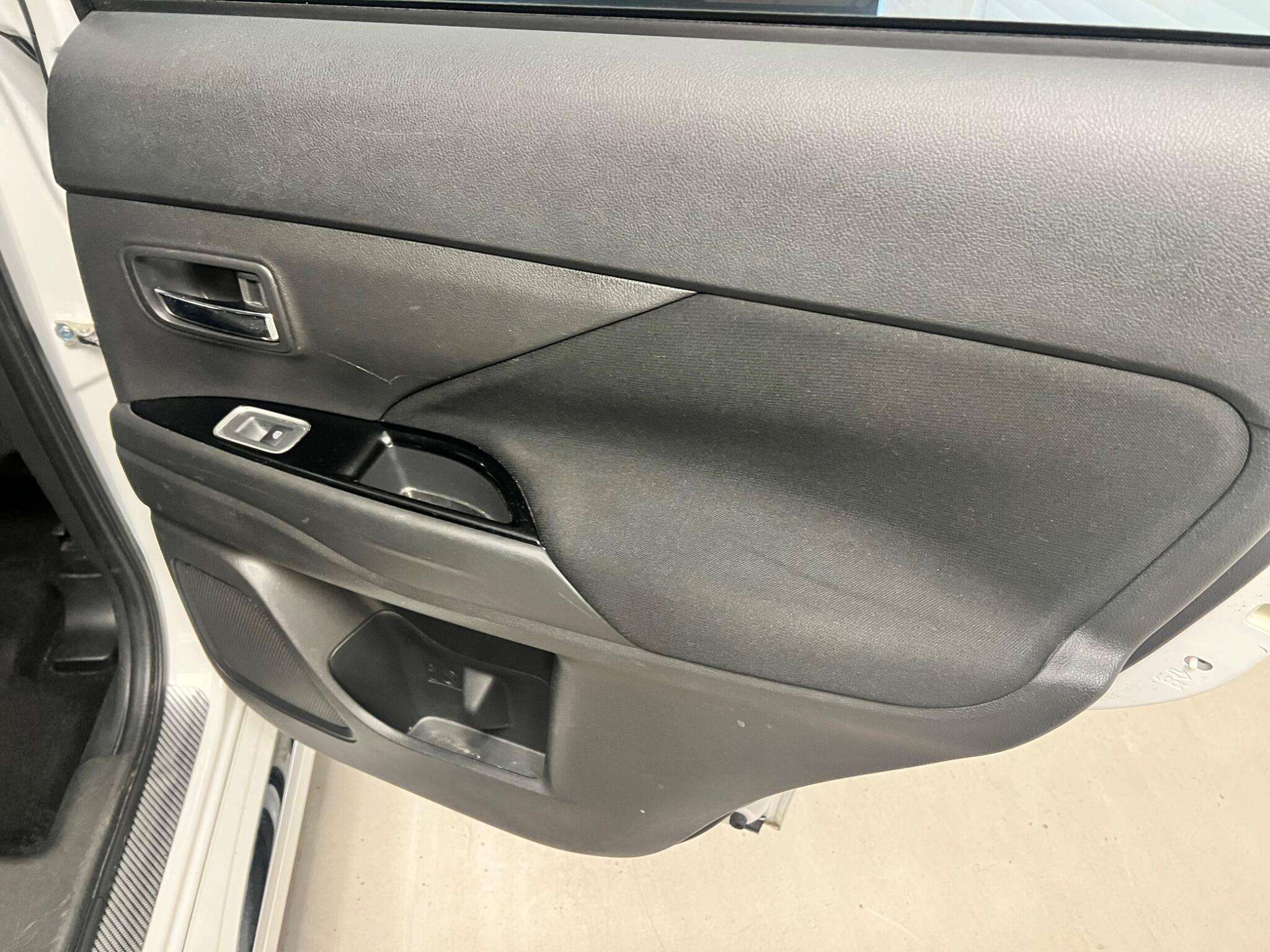 2020 MITSUBISHI OUTLANDER 2020 MITSUBISHI OUTLANDER