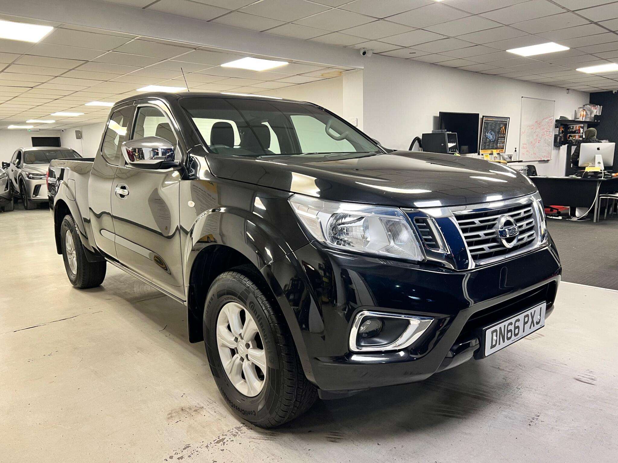 A 2016 NISSAN NAVARA DCI ACENTA 4X4 SHR KCB A 2016 NISSAN NAVARA DCI ACENTA 4X4 SHR KCB