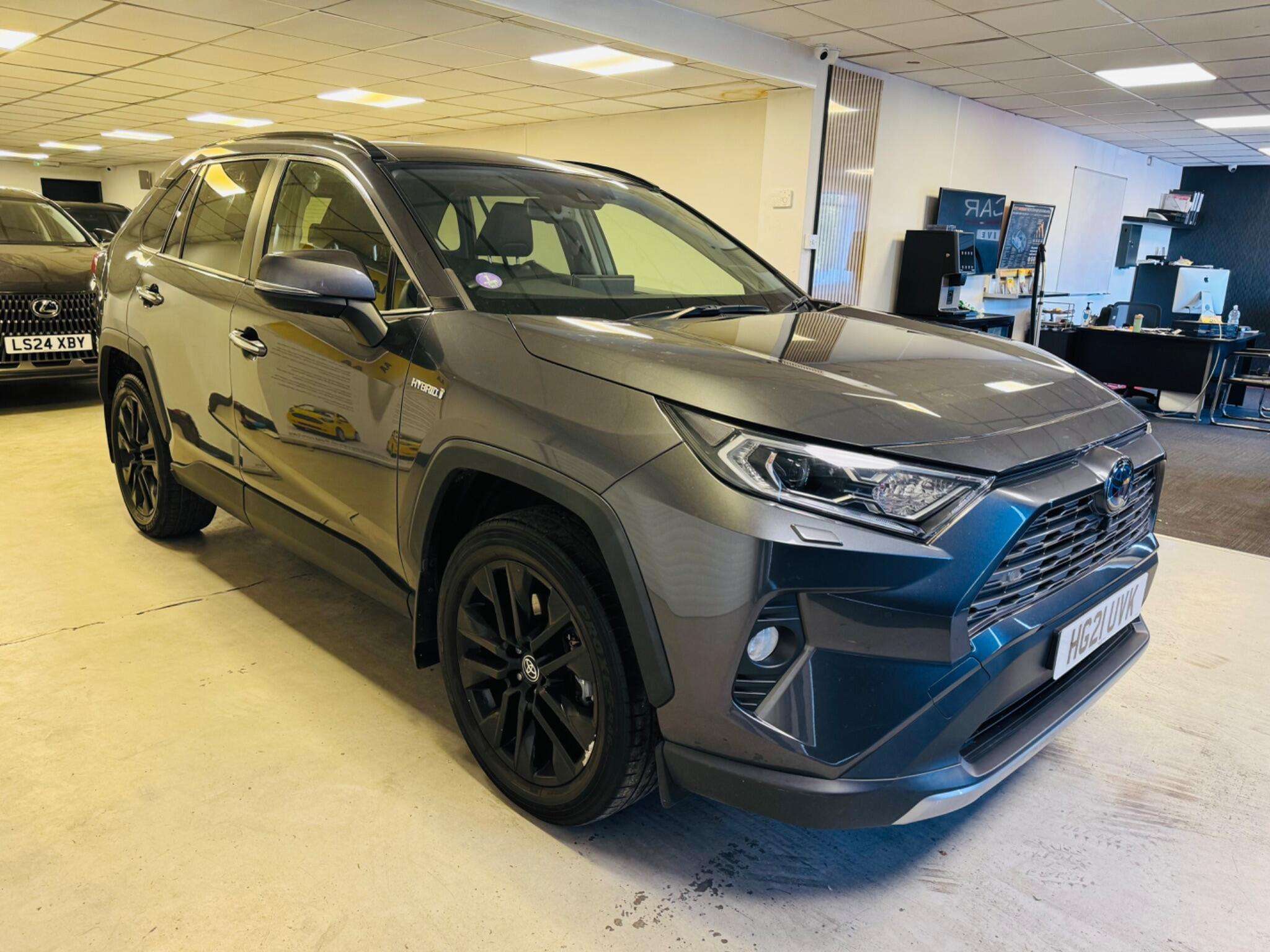 A 2021 TOYOTA RAV4 2.5 VVT-h Excel CVT 4WD Euro 6 (s/s) 5dr A 2021 TOYOTA RAV4 2.5 VVT-h Excel CVT 4WD Euro 6 (s/s) 5dr