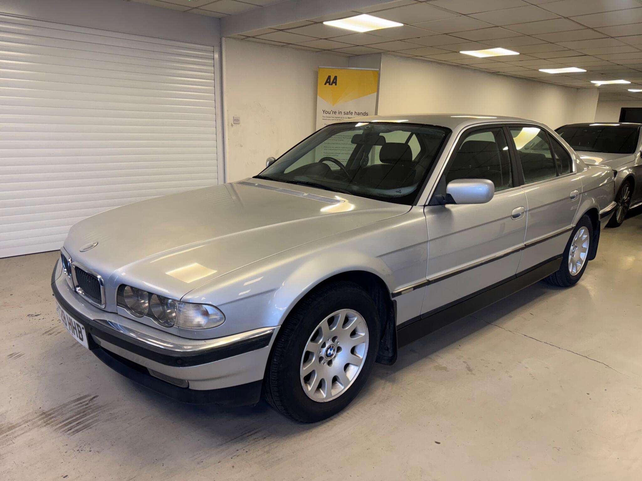 A 2001 BMW 7 SERIES 2.8 728i 4dr A 2001 BMW 7 SERIES 2.8 728i 4dr