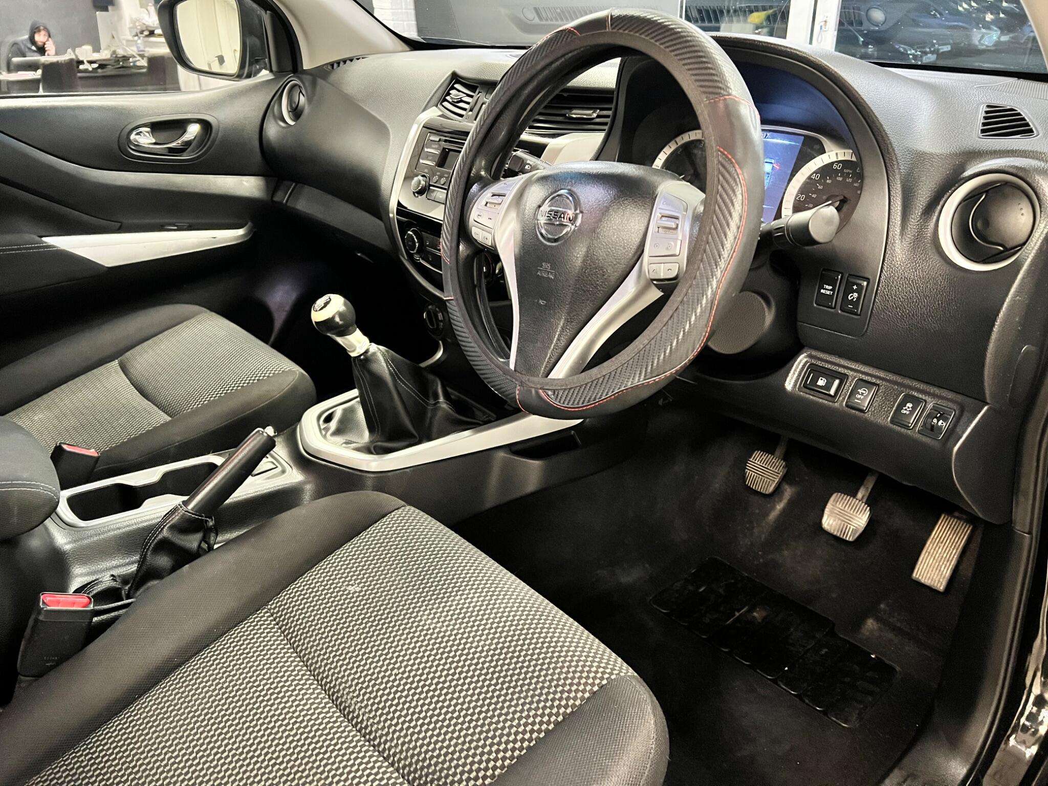 2016 NISSAN NAVARA 2016 NISSAN NAVARA