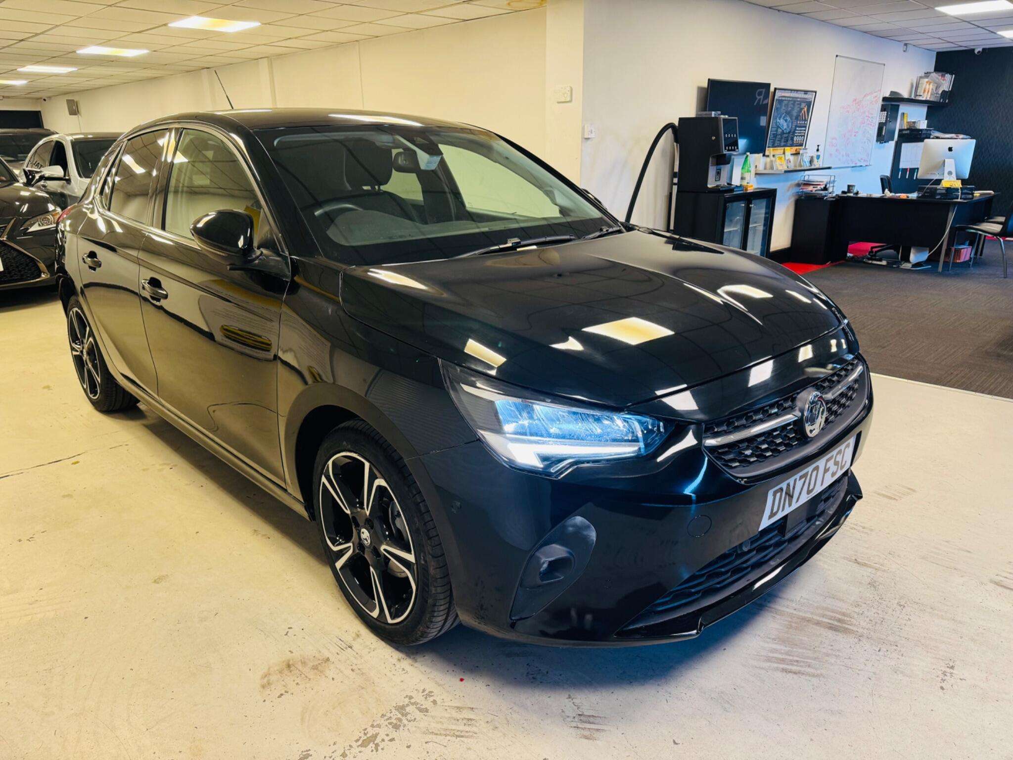 A 2020 VAUXHALL CORSA 1.2 Turbo Elite Nav Premium Euro 6 (s/s) 5dr A 2020 VAUXHALL CORSA 1.2 Turbo Elite Nav Premium Euro 6 (s/s) 5dr