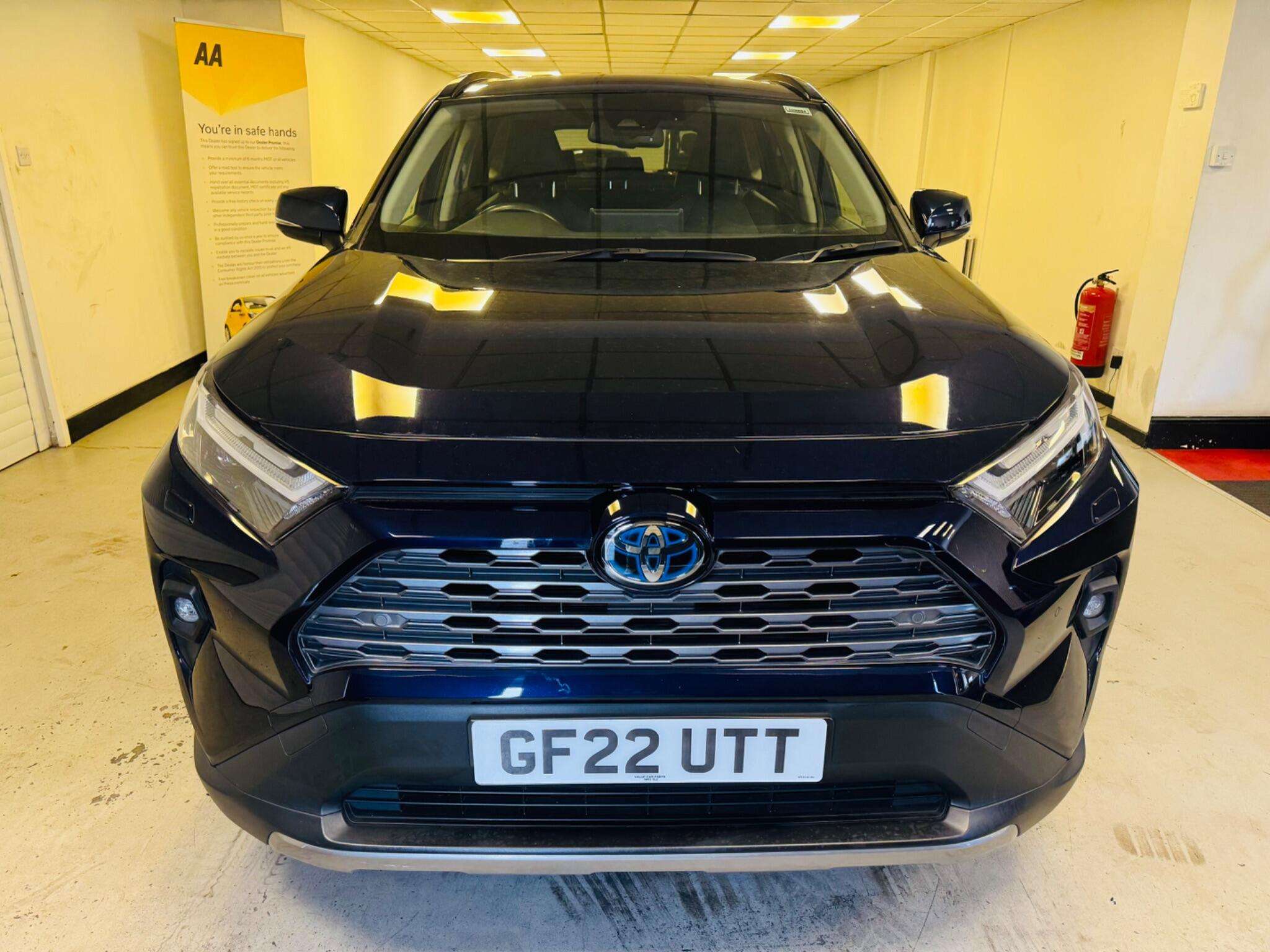 A 2022 TOYOTA RAV4 2.5 VVT-h Excel CVT Euro 6 (s/s) 5dr A 2022 TOYOTA RAV4 2.5 VVT-h Excel CVT Euro 6 (s/s) 5dr