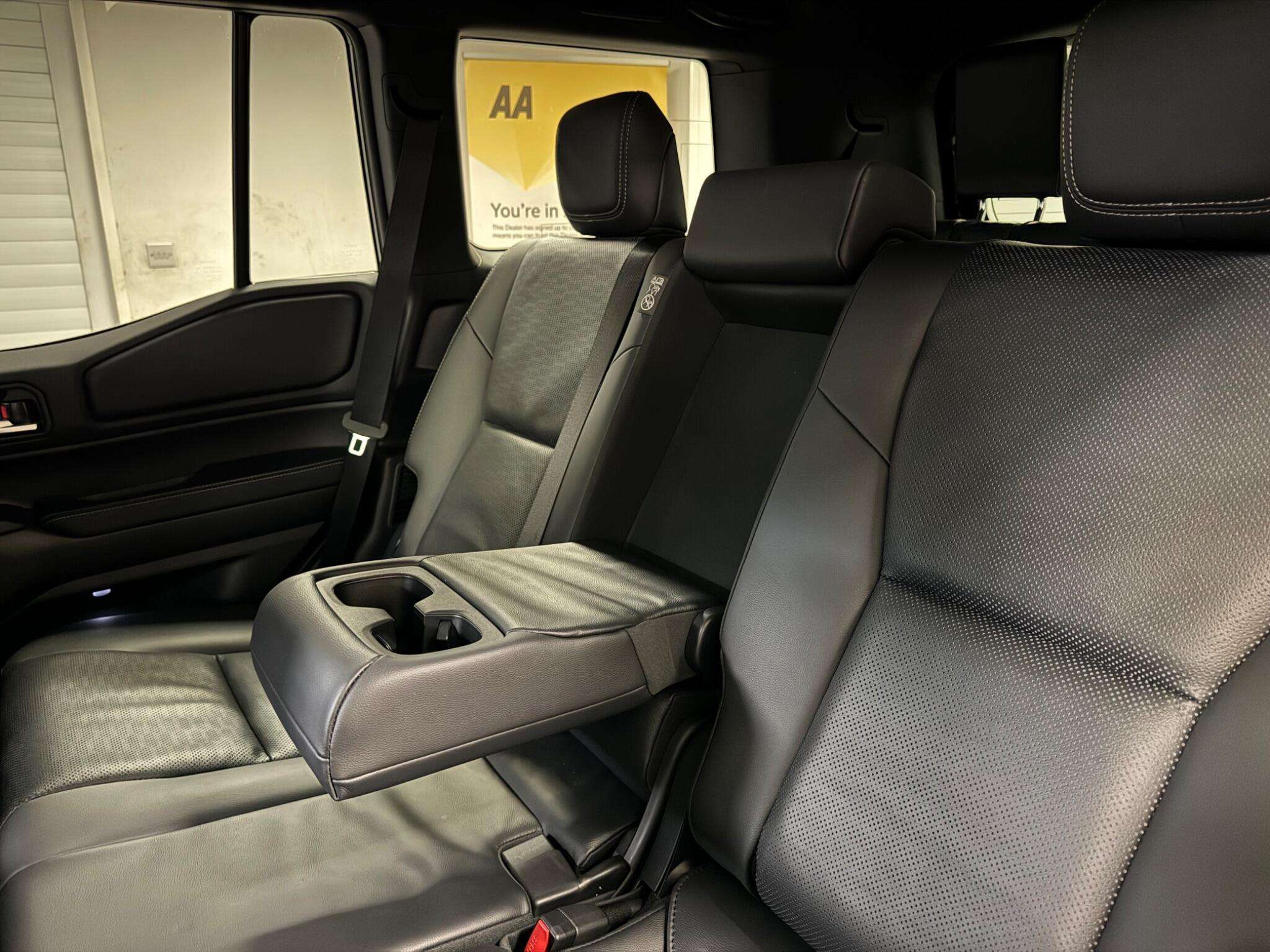 2025 TOYOTA LAND CRUISER 2025 TOYOTA LAND CRUISER