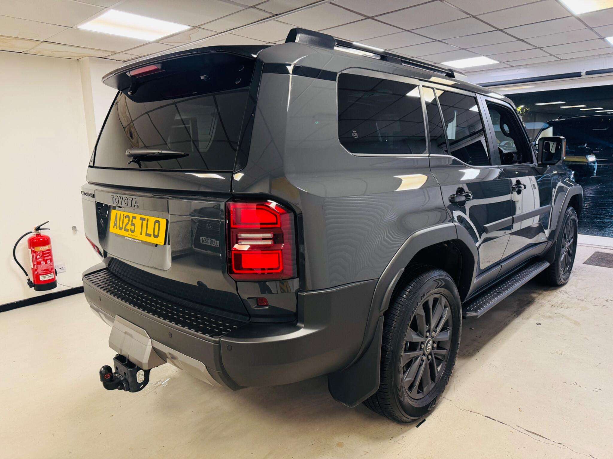 2025 TOYOTA LAND CRUISER 2025 TOYOTA LAND CRUISER