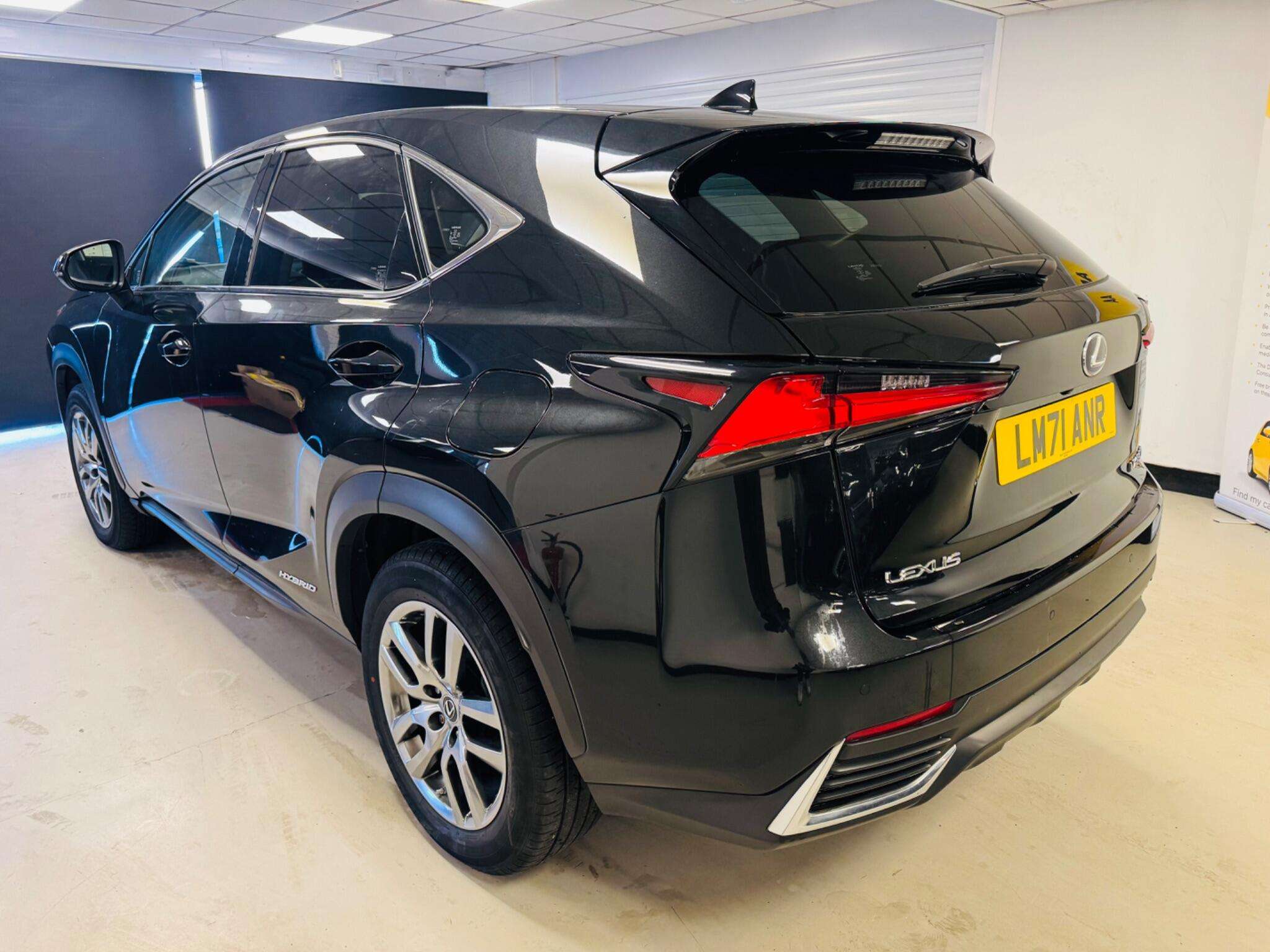 A 2021 LEXUS NX 2.5 300h GPF E-CVT 4WD Euro 6 (s/s) 5dr A 2021 LEXUS NX 2.5 300h GPF E-CVT 4WD Euro 6 (s/s) 5dr