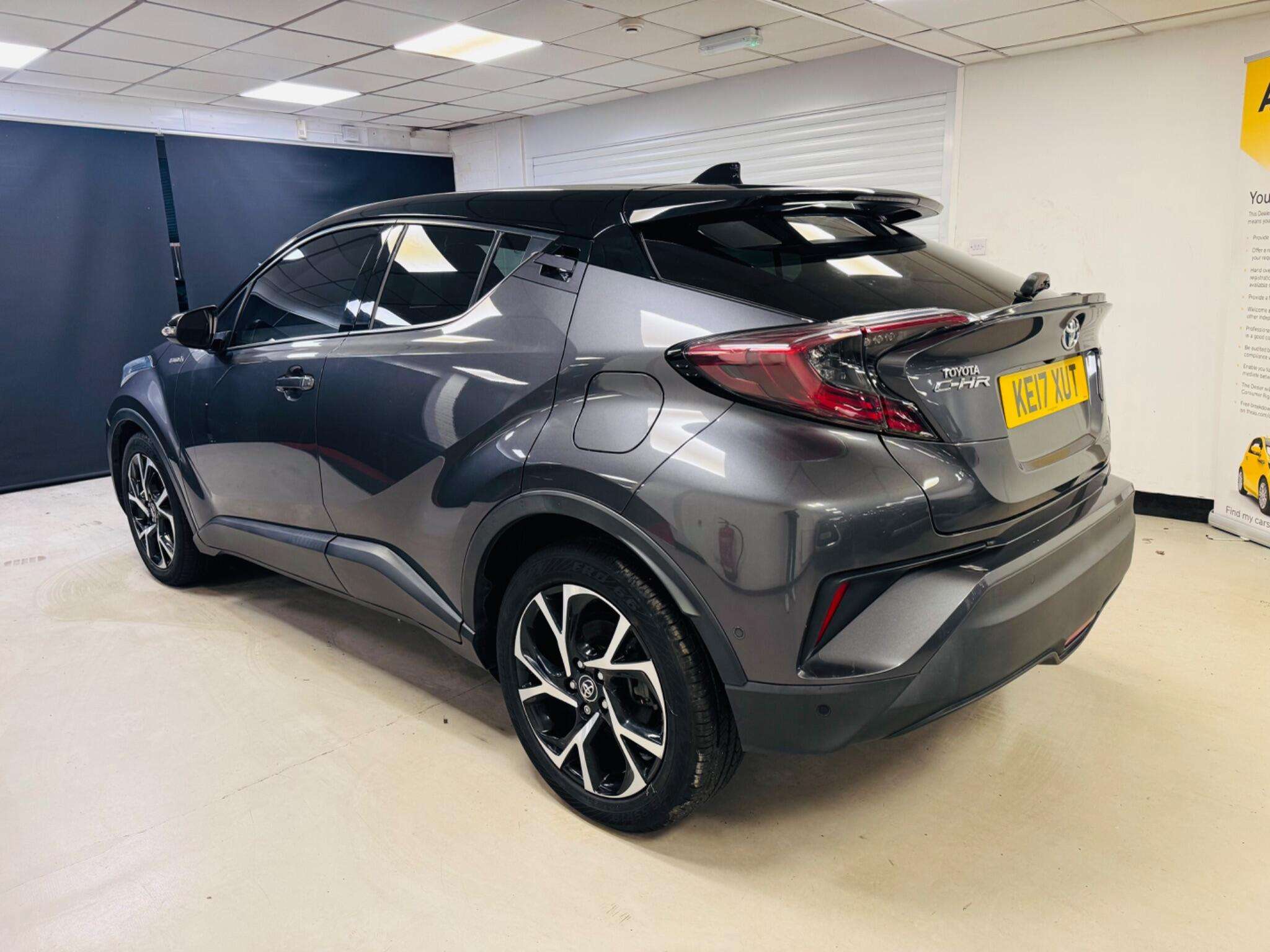 2017 TOYOTA C-HR 2017 TOYOTA C-HR