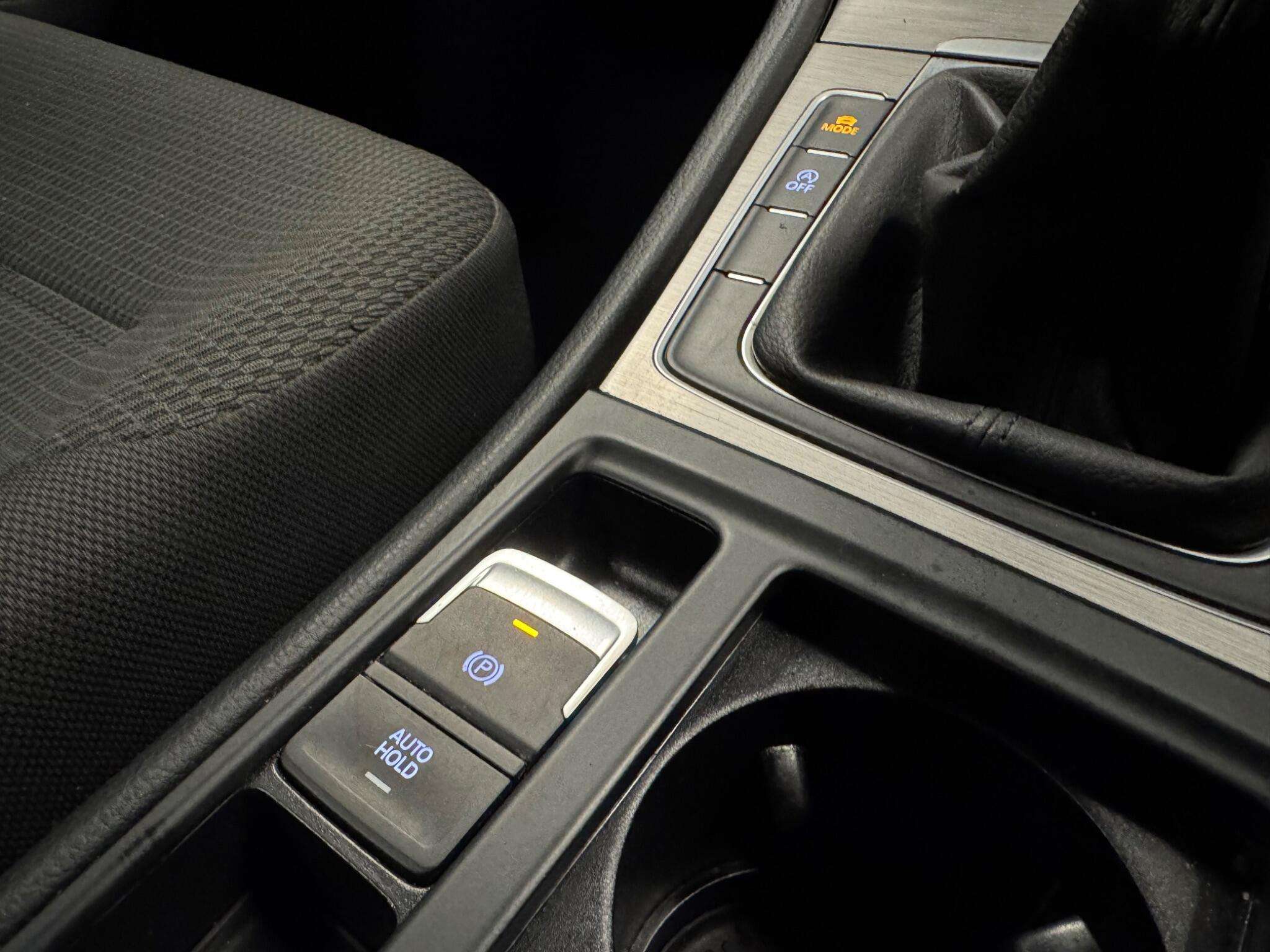 2015 VOLKSWAGEN GOLF 2015 VOLKSWAGEN GOLF