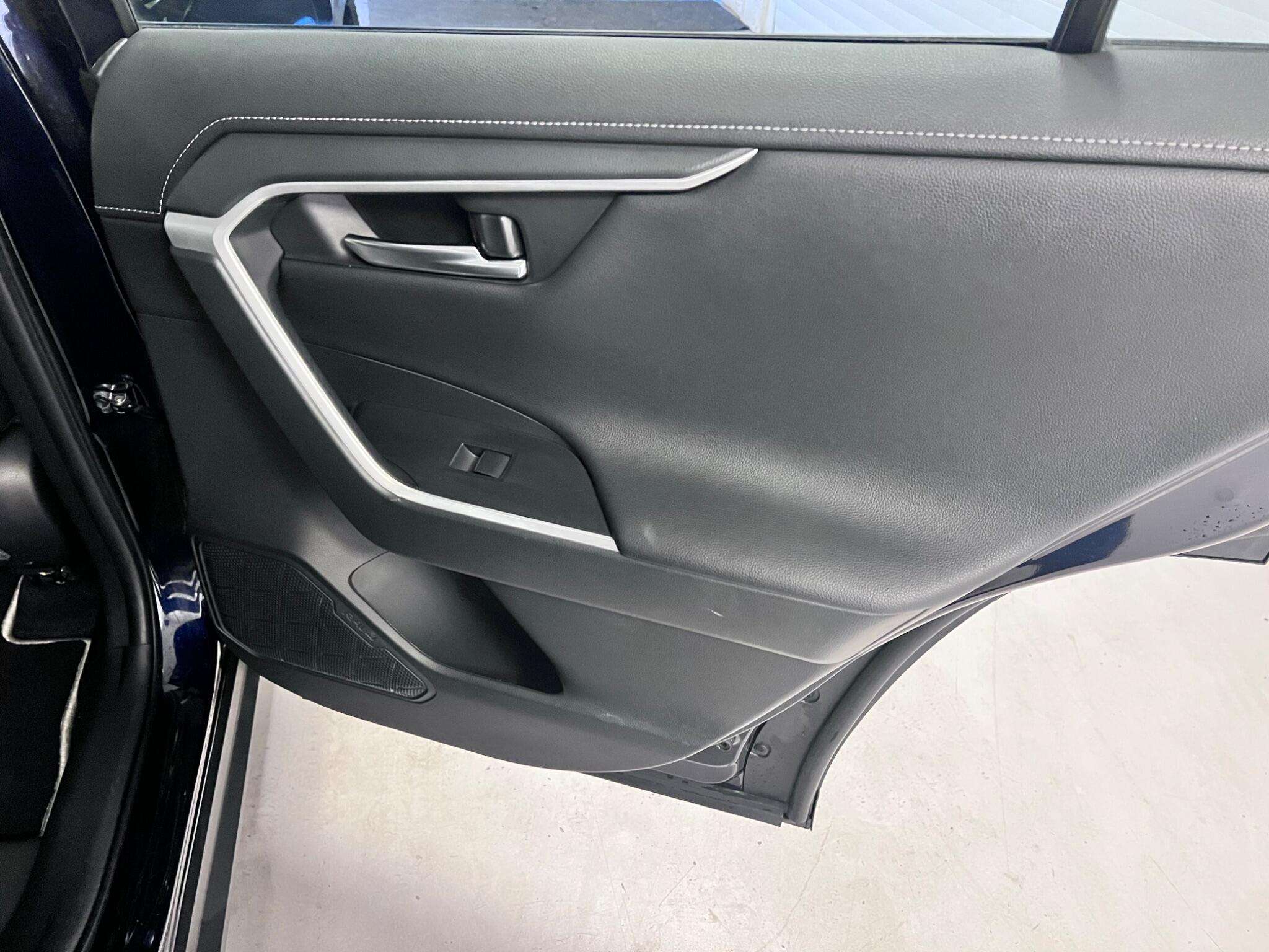 2019 TOYOTA RAV4 2019 TOYOTA RAV4