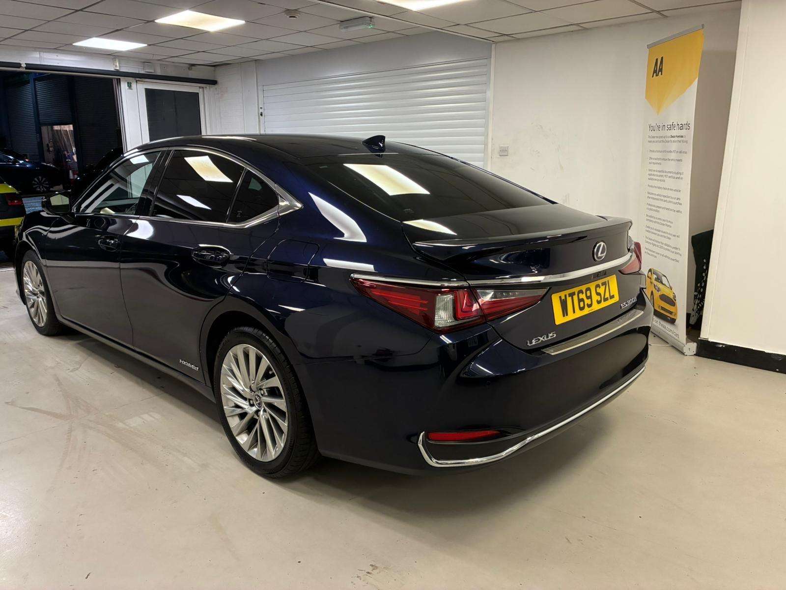 2019 LEXUS ES 2019 LEXUS ES