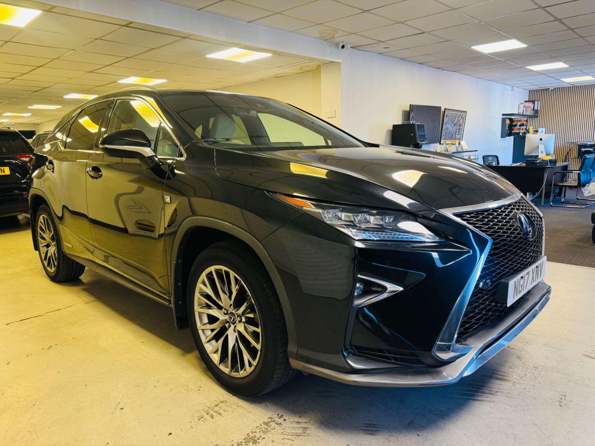A 2017 LEXUS RX 3.5 450h V6 F Sport CVT 4WD Euro 6 (s/s) 5dr A 2017 LEXUS RX 3.5 450h V6 F Sport CVT 4WD Euro 6 (s/s) 5dr