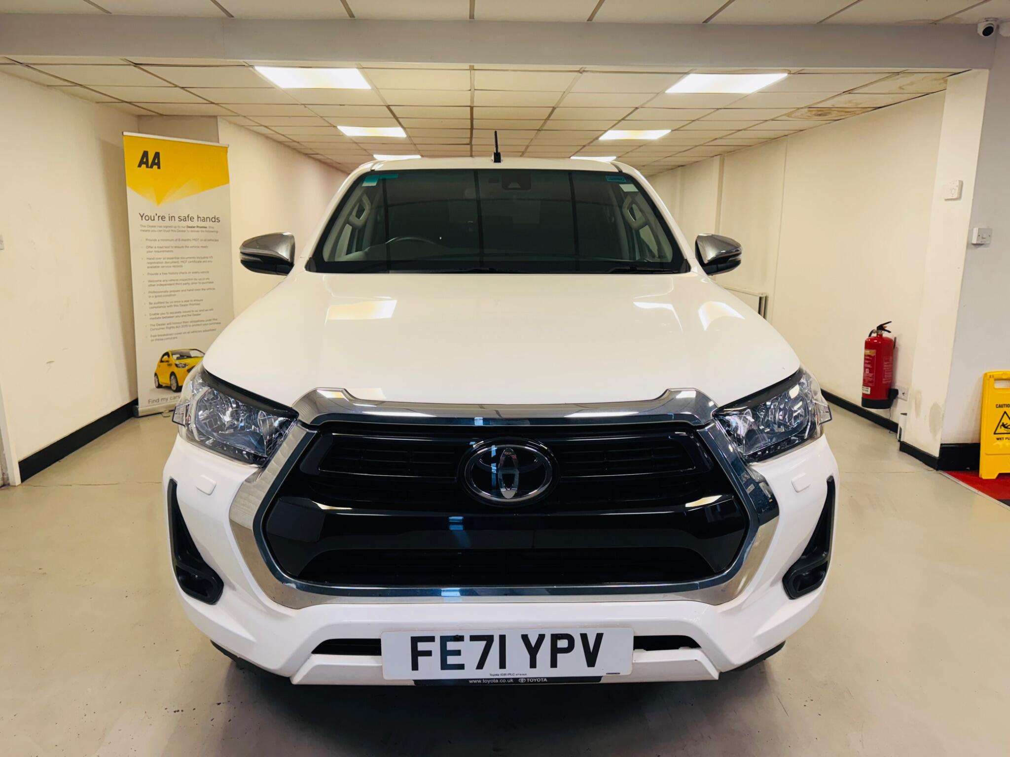 2021 TOYOTA HILUX 2021 TOYOTA HILUX