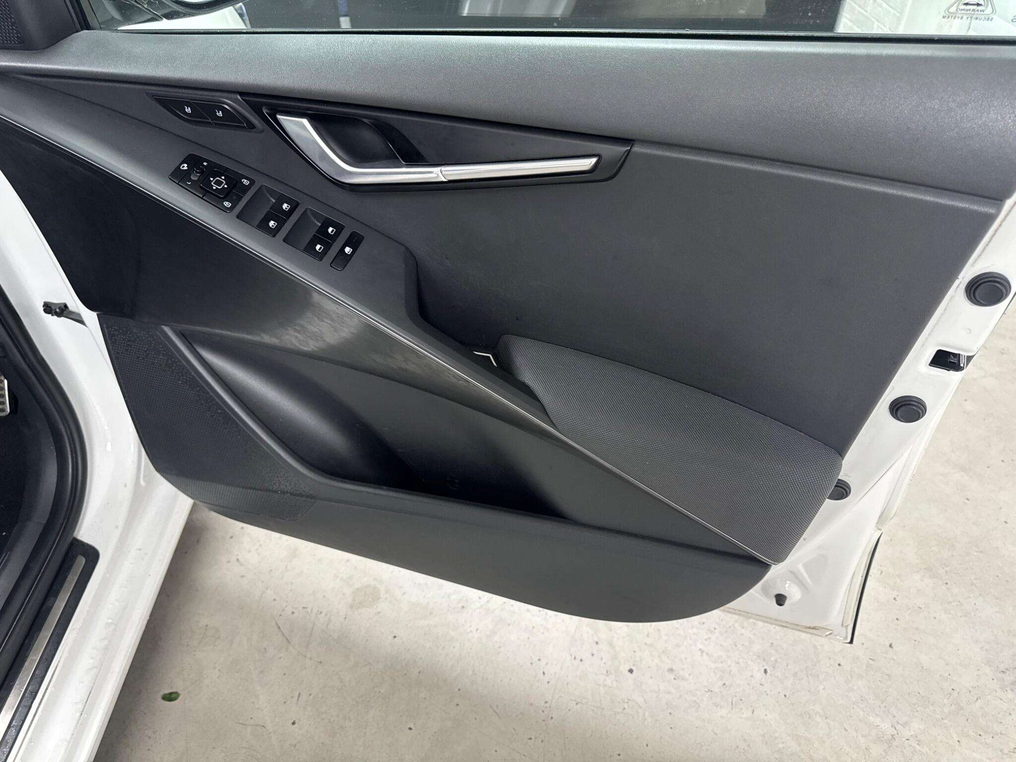 2023 KIA NIRO 2023 KIA NIRO