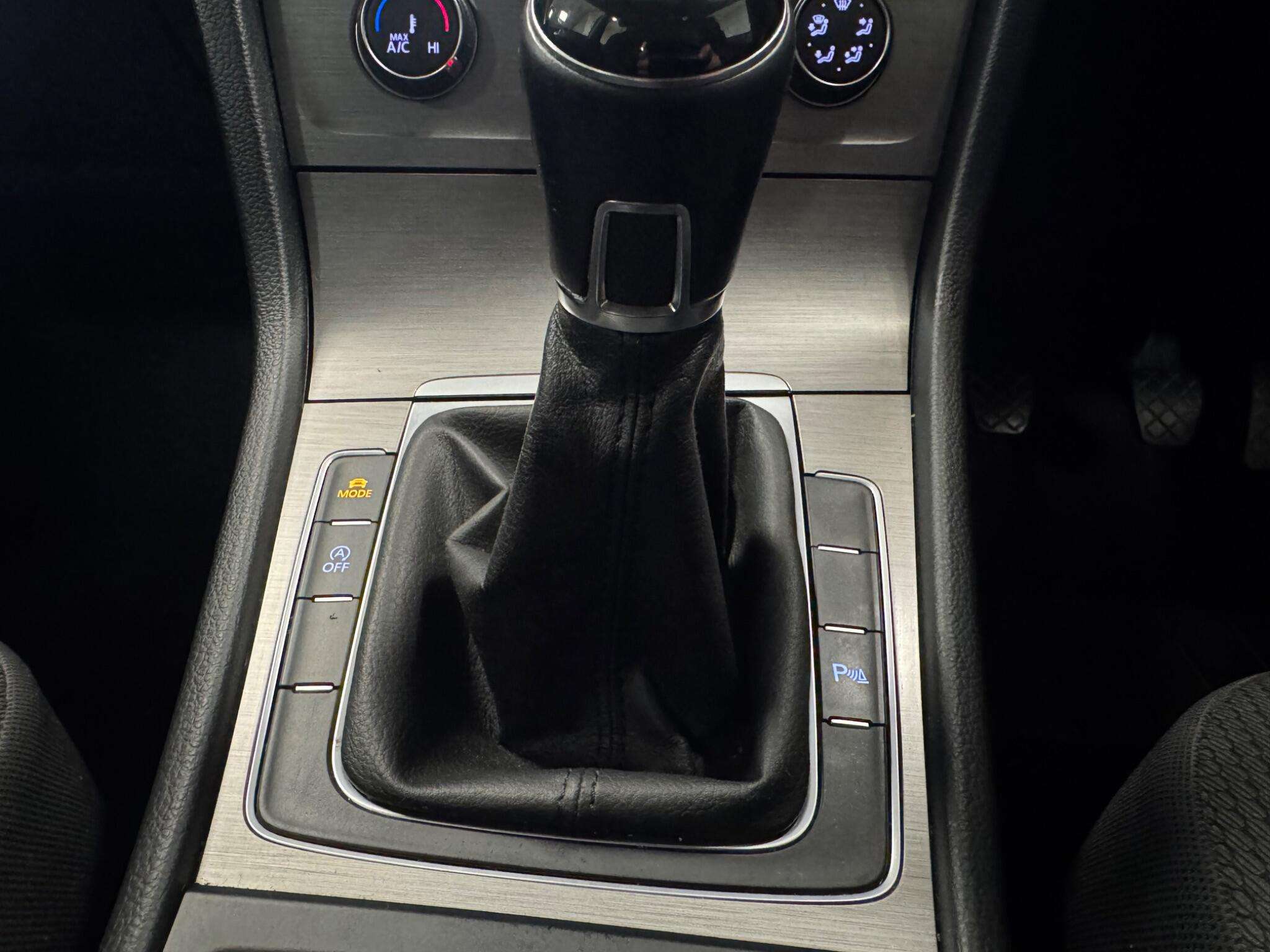 2015 VOLKSWAGEN GOLF 2015 VOLKSWAGEN GOLF