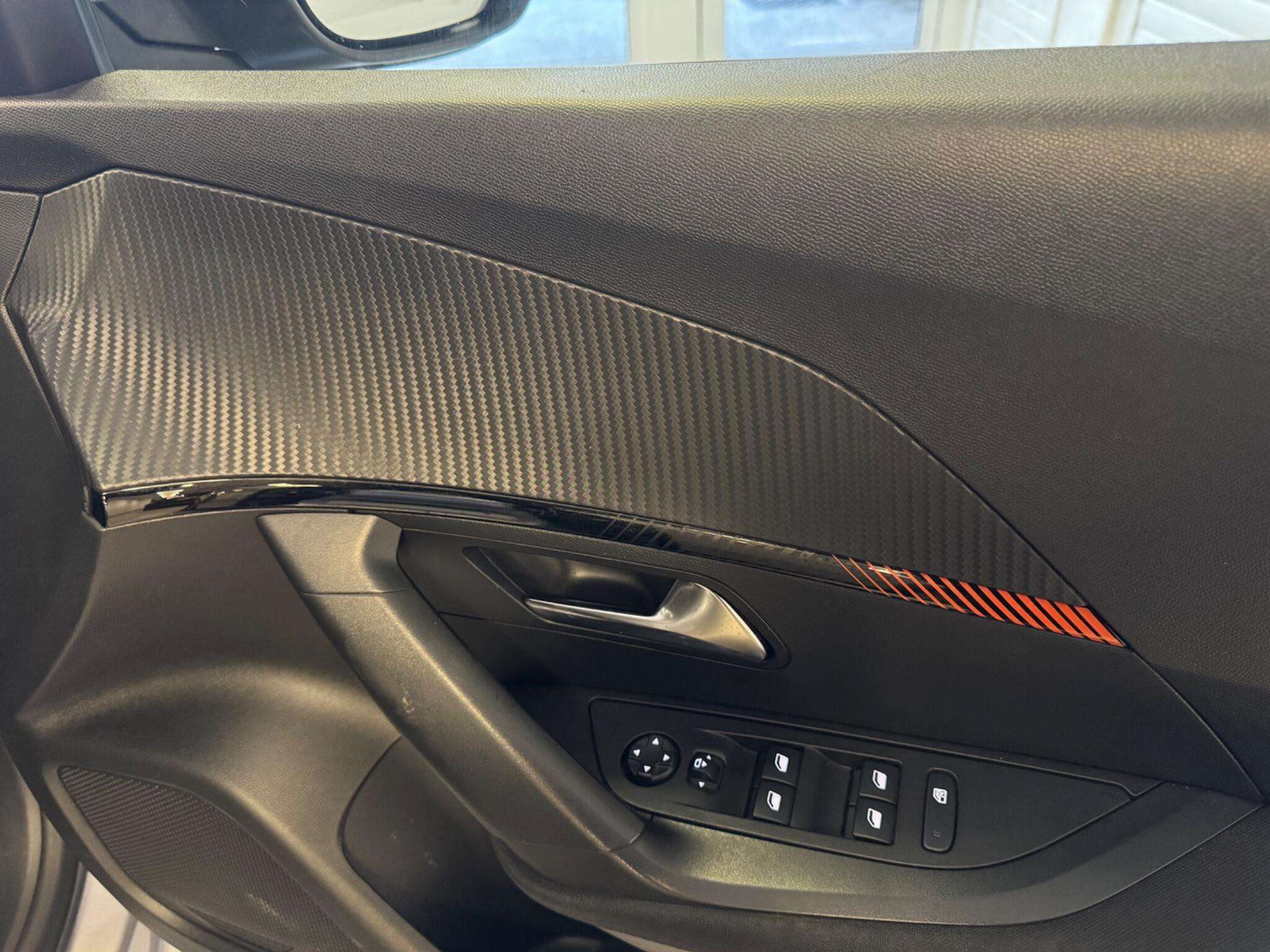 2020 PEUGEOT 2008 2020 PEUGEOT 2008