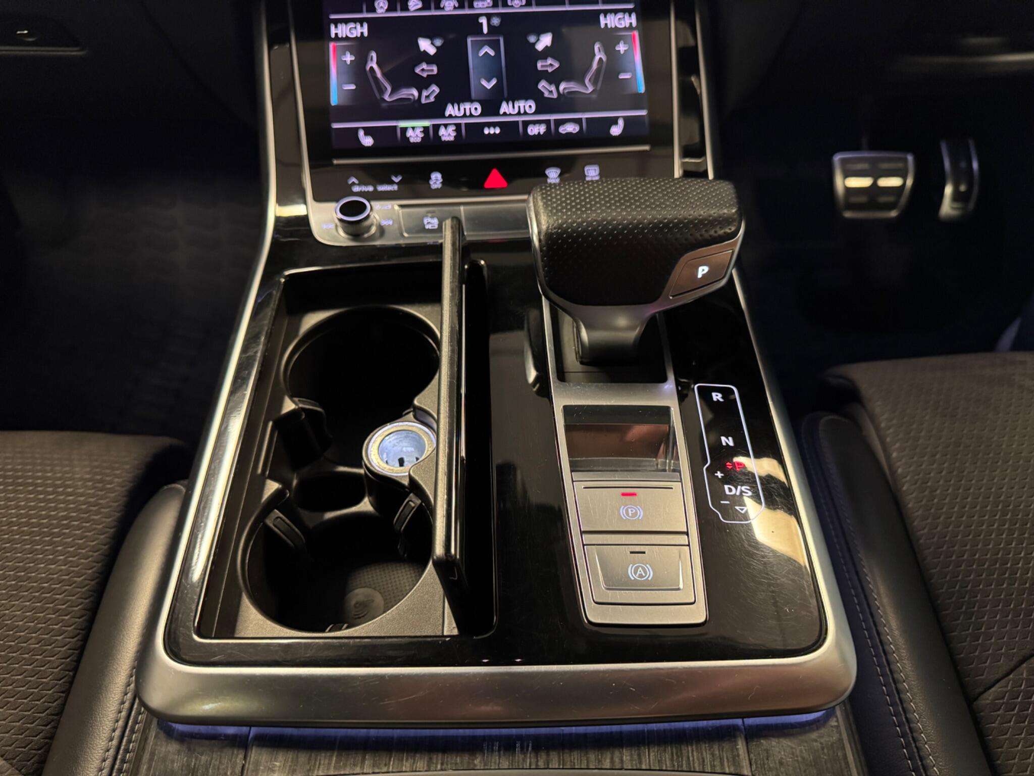 2019 AUDI Q8 2019 AUDI Q8