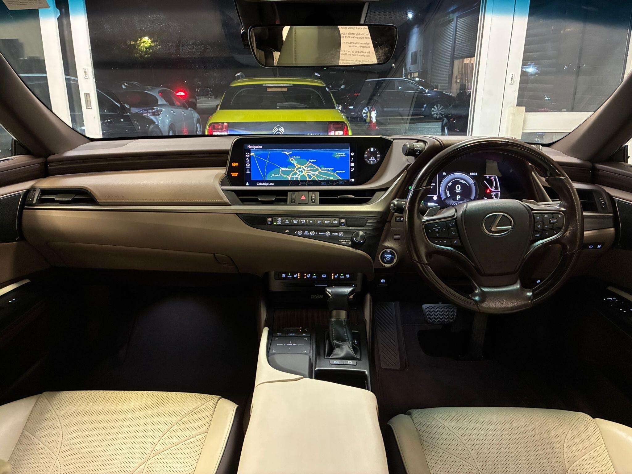 2019 LEXUS ES 2019 LEXUS ES