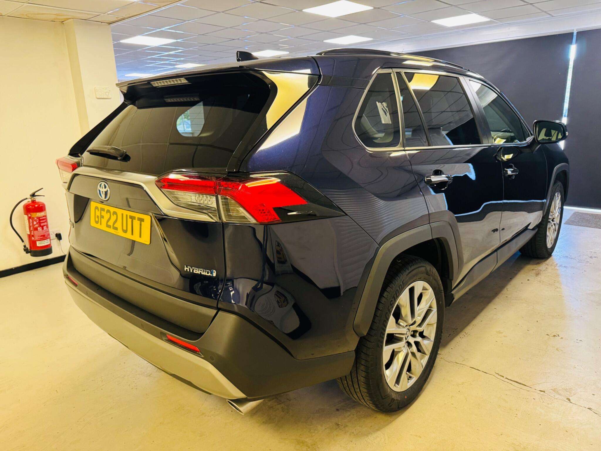 A 2022 TOYOTA RAV4 2.5 VVT-h Excel CVT Euro 6 (s/s) 5dr A 2022 TOYOTA RAV4 2.5 VVT-h Excel CVT Euro 6 (s/s) 5dr