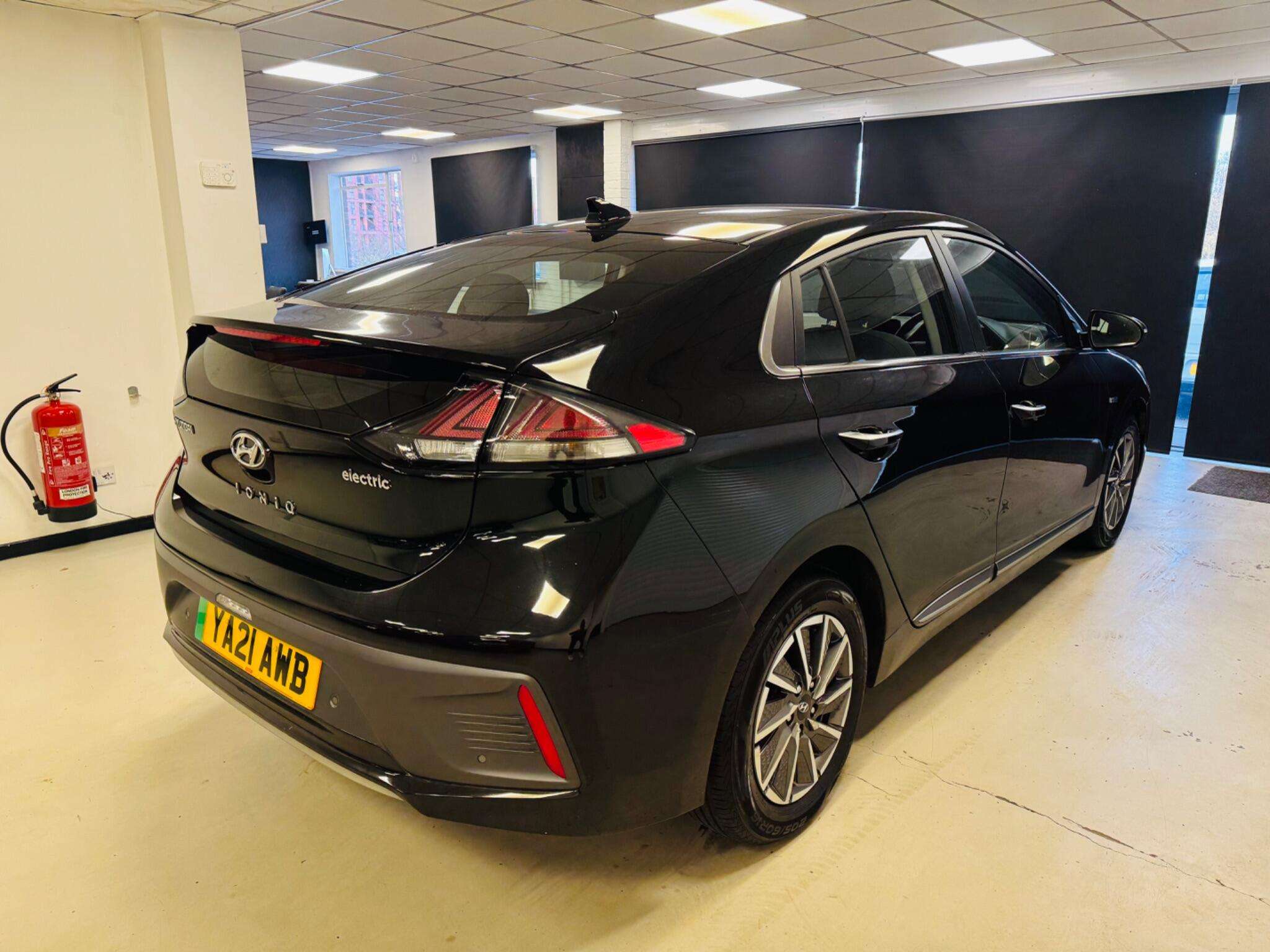 2021 HYUNDAI IONIQ 2021 HYUNDAI IONIQ