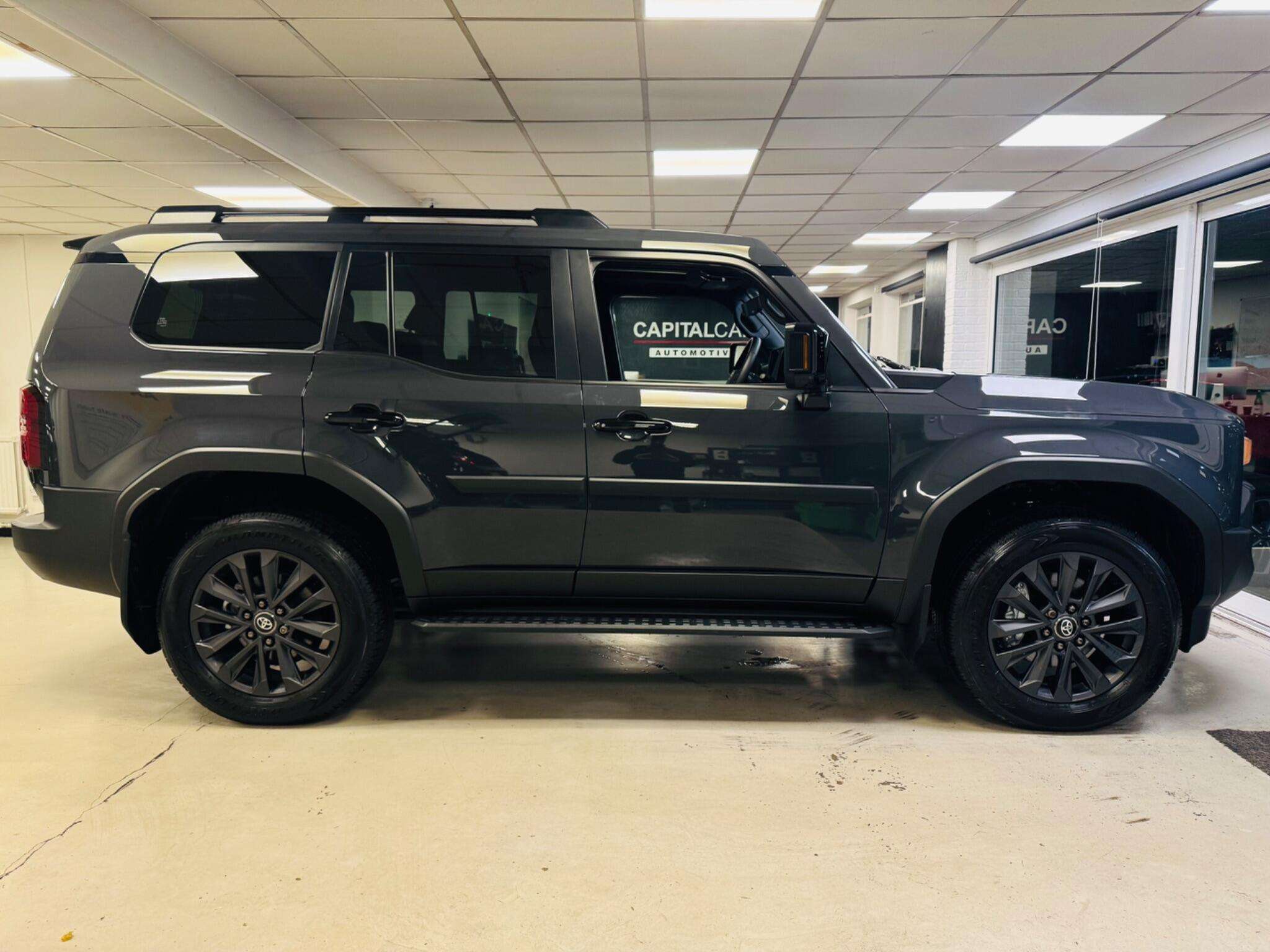 2025 TOYOTA LAND CRUISER 2025 TOYOTA LAND CRUISER