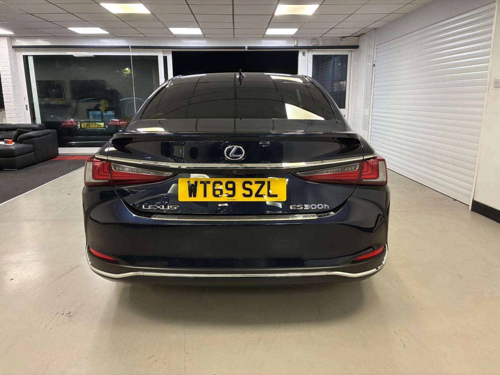 2019 LEXUS ES 2019 LEXUS ES