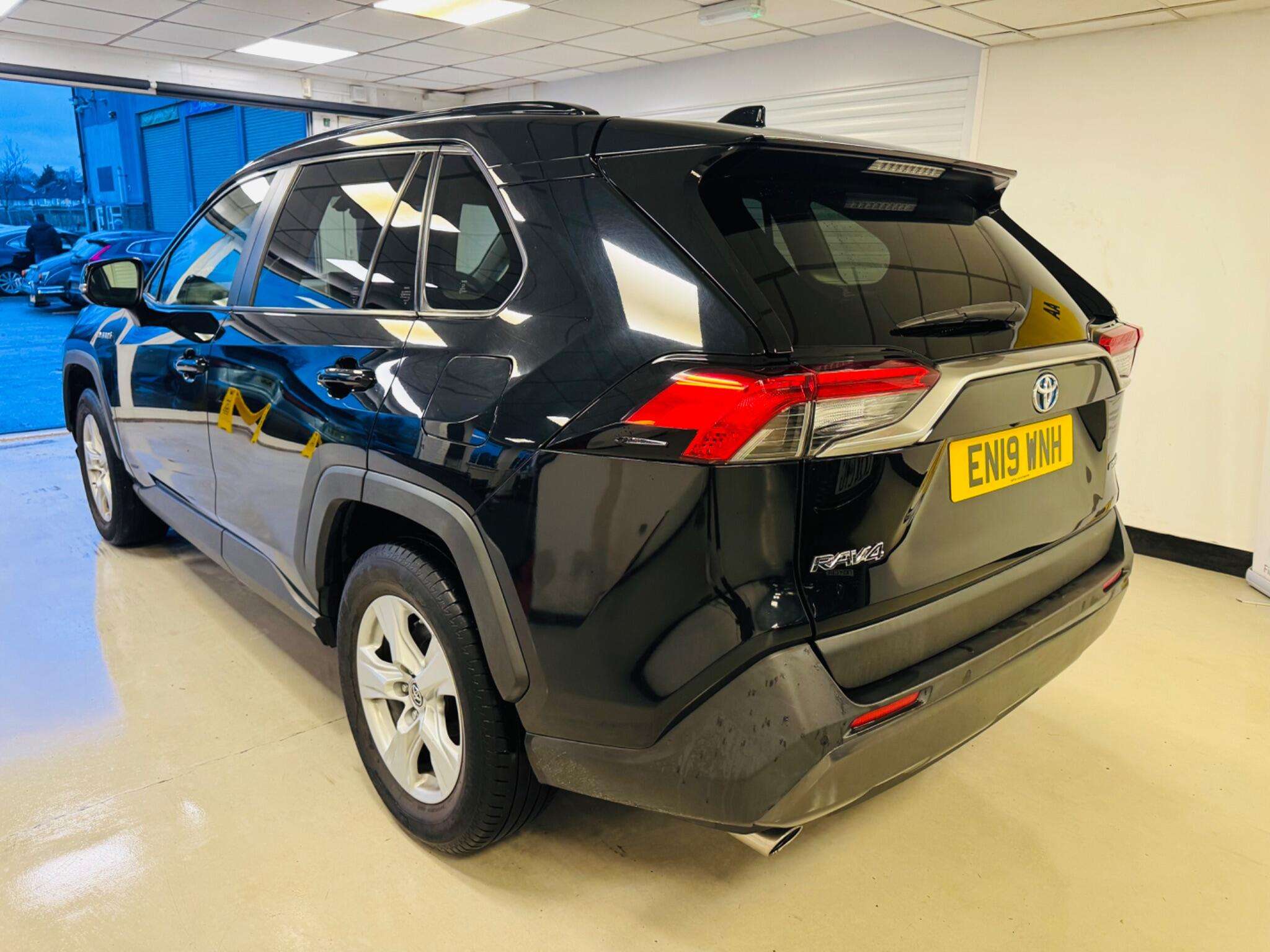 2019 TOYOTA RAV4 2019 TOYOTA RAV4