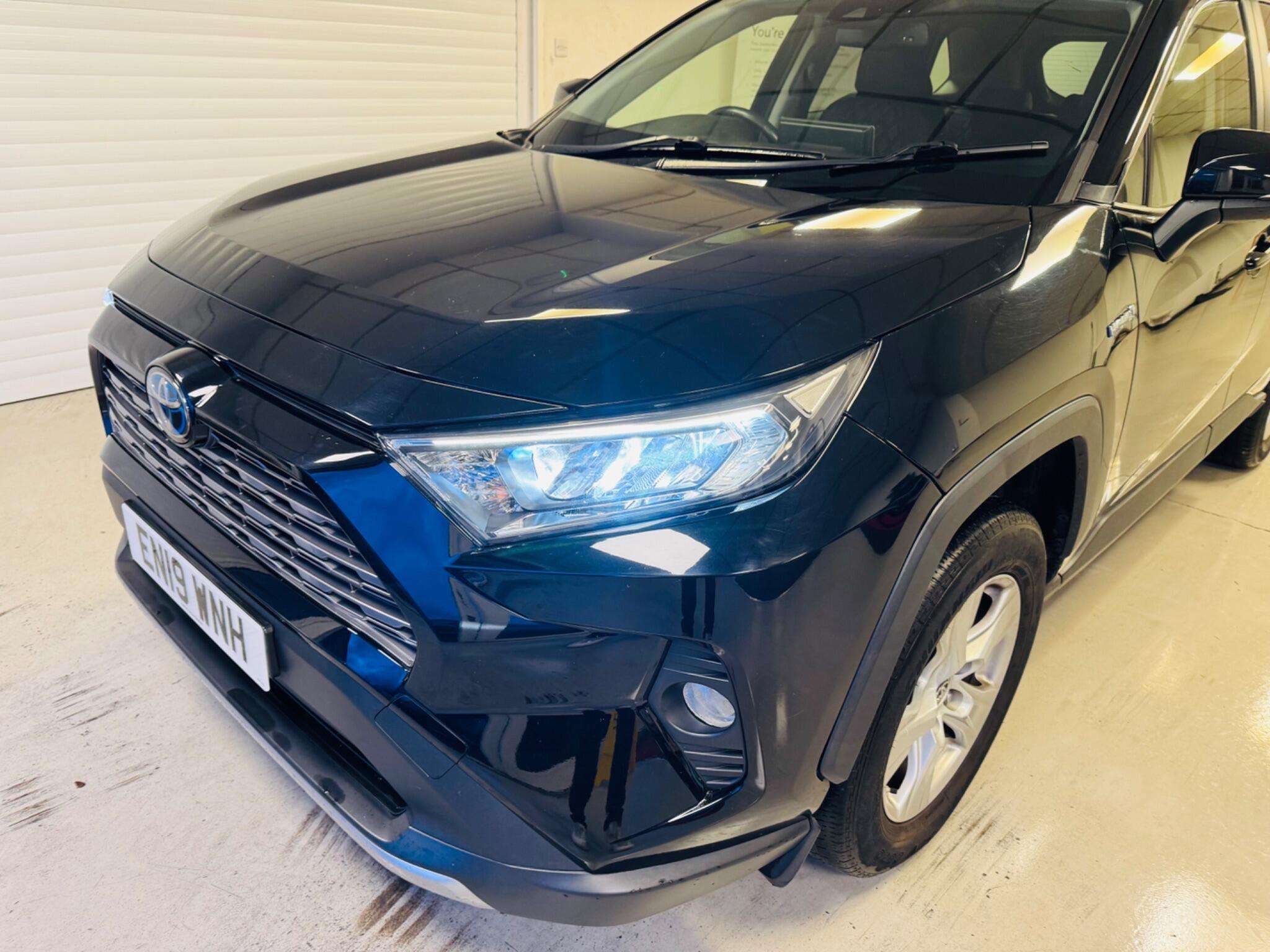 2019 TOYOTA RAV4 2019 TOYOTA RAV4