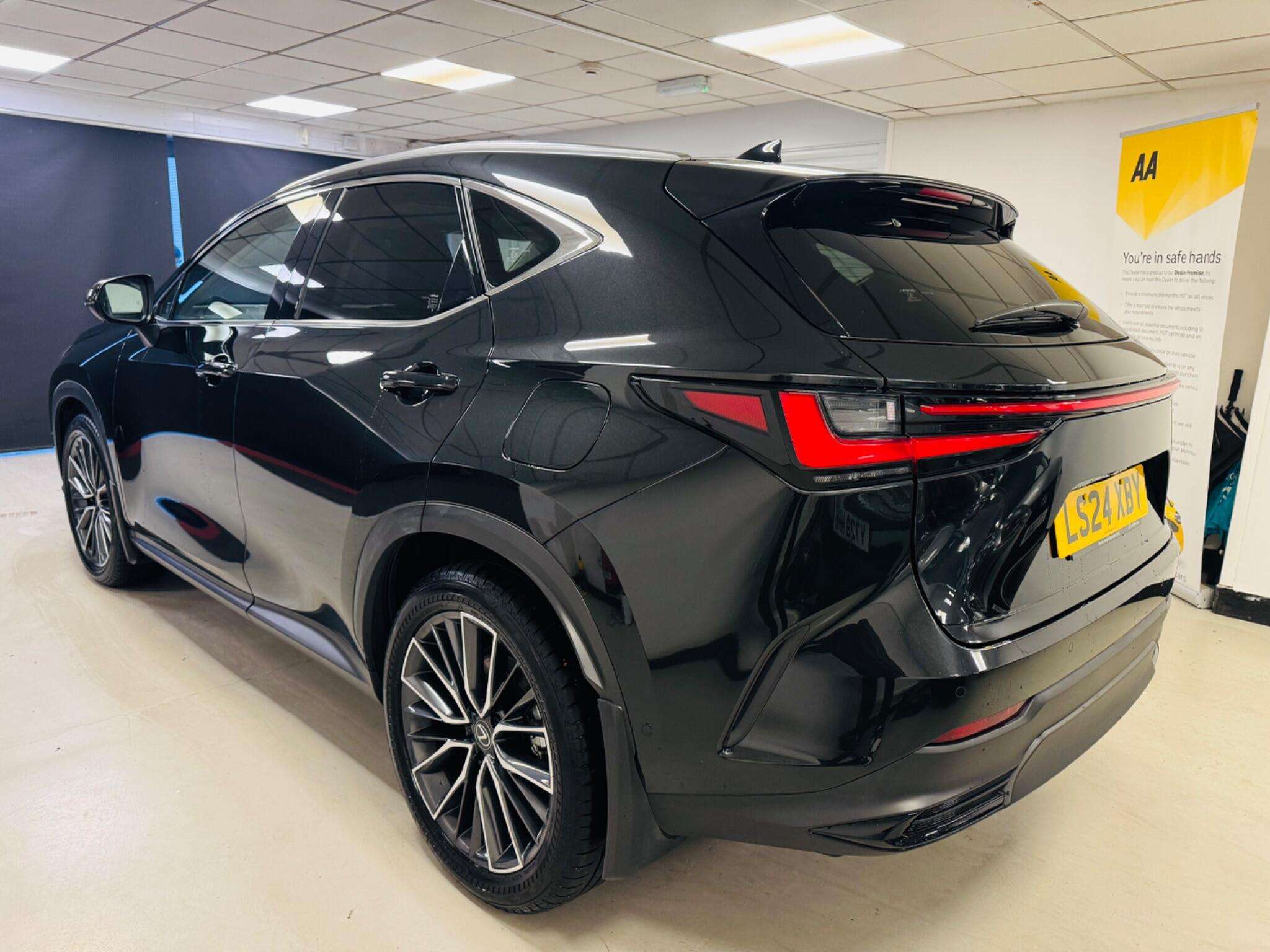 A 2024 LEXUS NX 2.5 450h+ 18.1kWh Takumi E-CVT 4WD Euro 6 (s/s) 5dr A 2024 LEXUS NX 2.5 450h+ 18.1kWh Takumi E-CVT 4WD Euro 6 (s/s) 5dr
