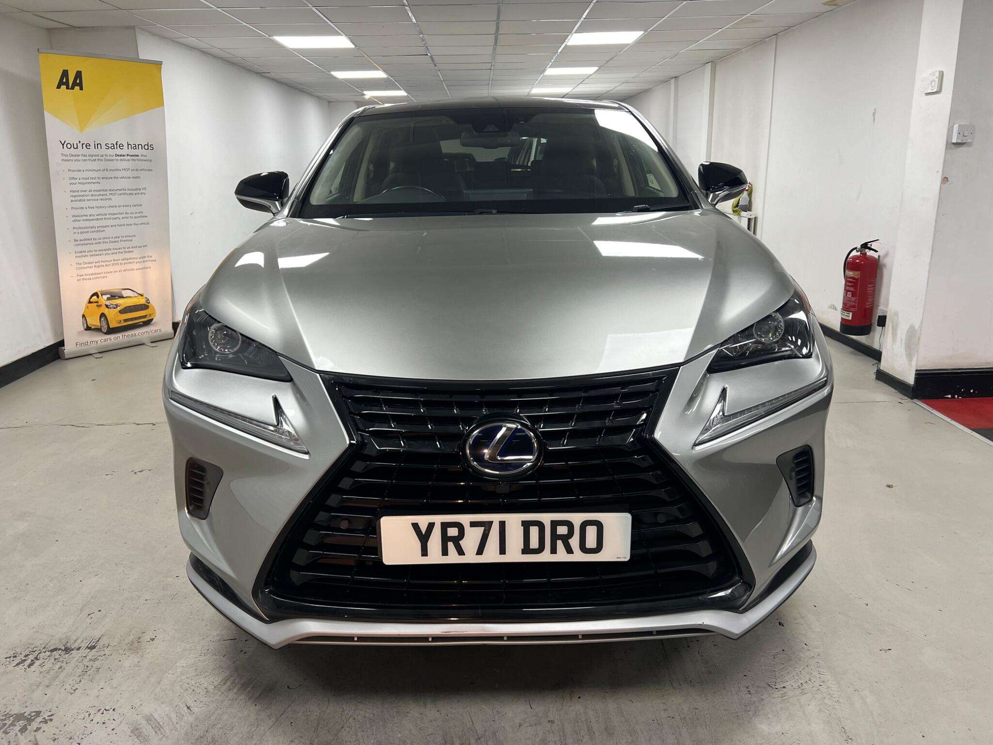 A 2021 LEXUS NX 2.5 300h GPF E-CVT 4WD Euro 6 (s/s) 5dr A 2021 LEXUS NX 2.5 300h GPF E-CVT 4WD Euro 6 (s/s) 5dr