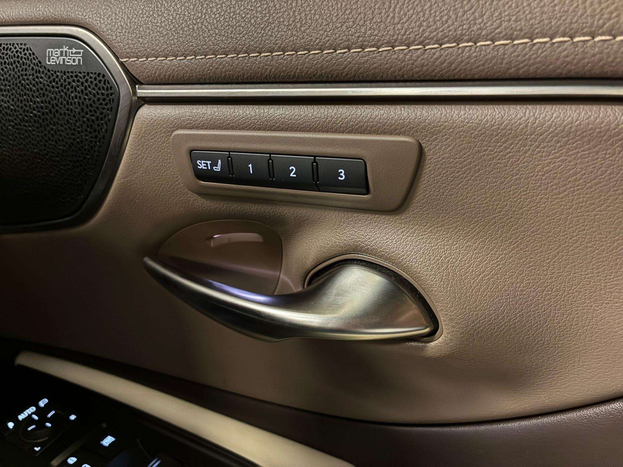 2019 LEXUS ES 2019 LEXUS ES