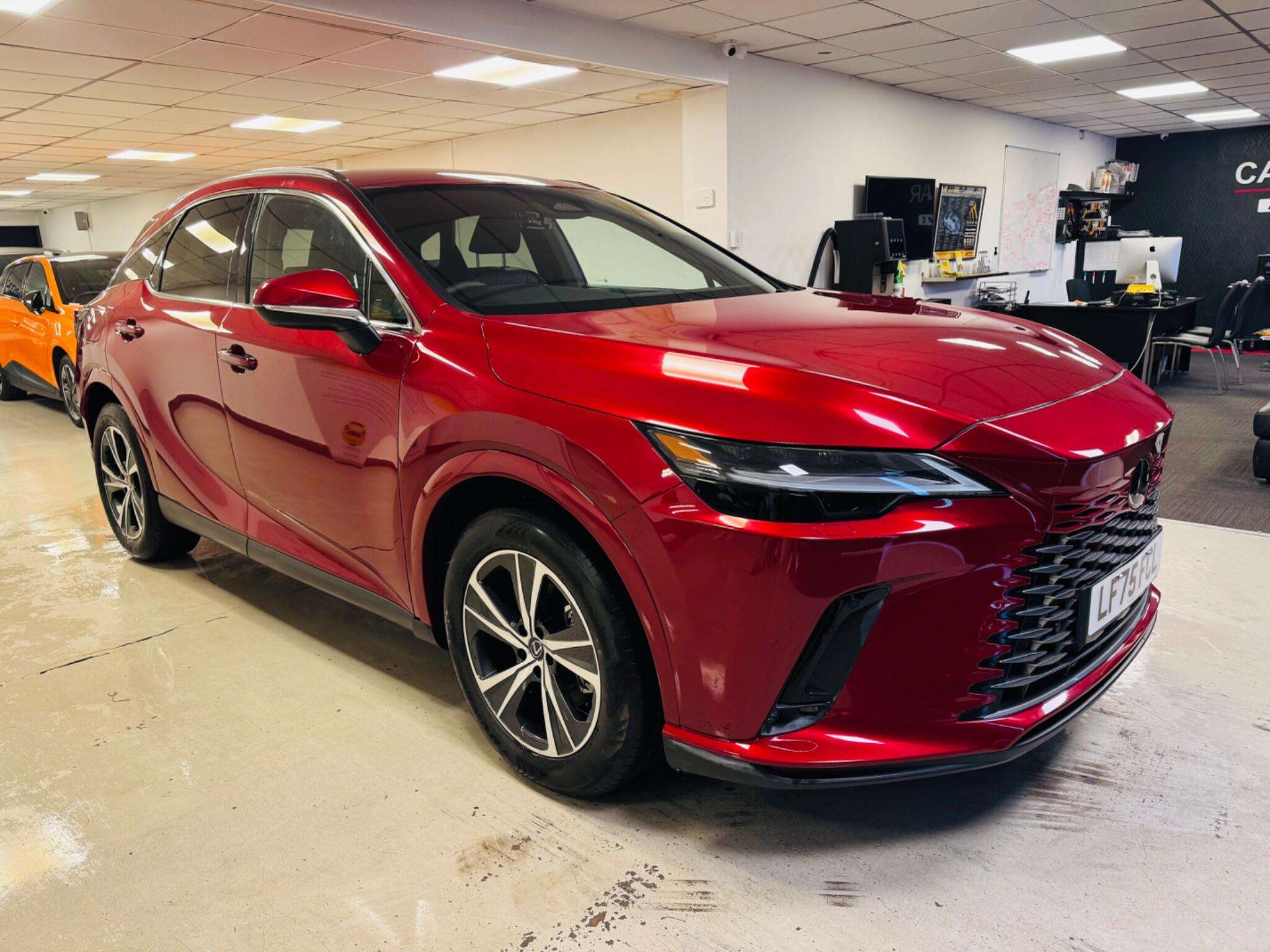 A 2025 LEXUS RX 2.5 450h+ 18.1kWh Prem E-CVT 4WD Euro 6 (s/s) 5dr A 2025 LEXUS RX 2.5 450h+ 18.1kWh Prem E-CVT 4WD Euro 6 (s/s) 5dr