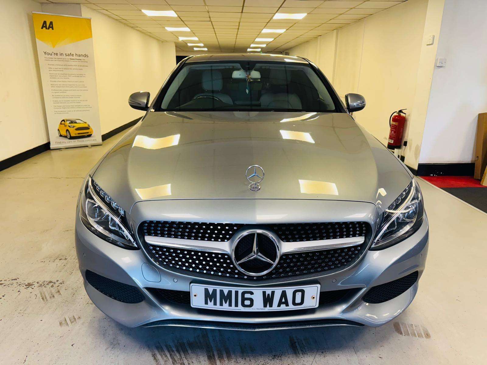A 2016 MERCEDES-BENZ C CLASS 1.6 C200d Sport G-Tronic+ Euro 6 (s/s) 4dr A 2016 MERCEDES-BENZ C CLASS 1.6 C200d Sport G-Tronic+ Euro 6 (s/s) 4dr