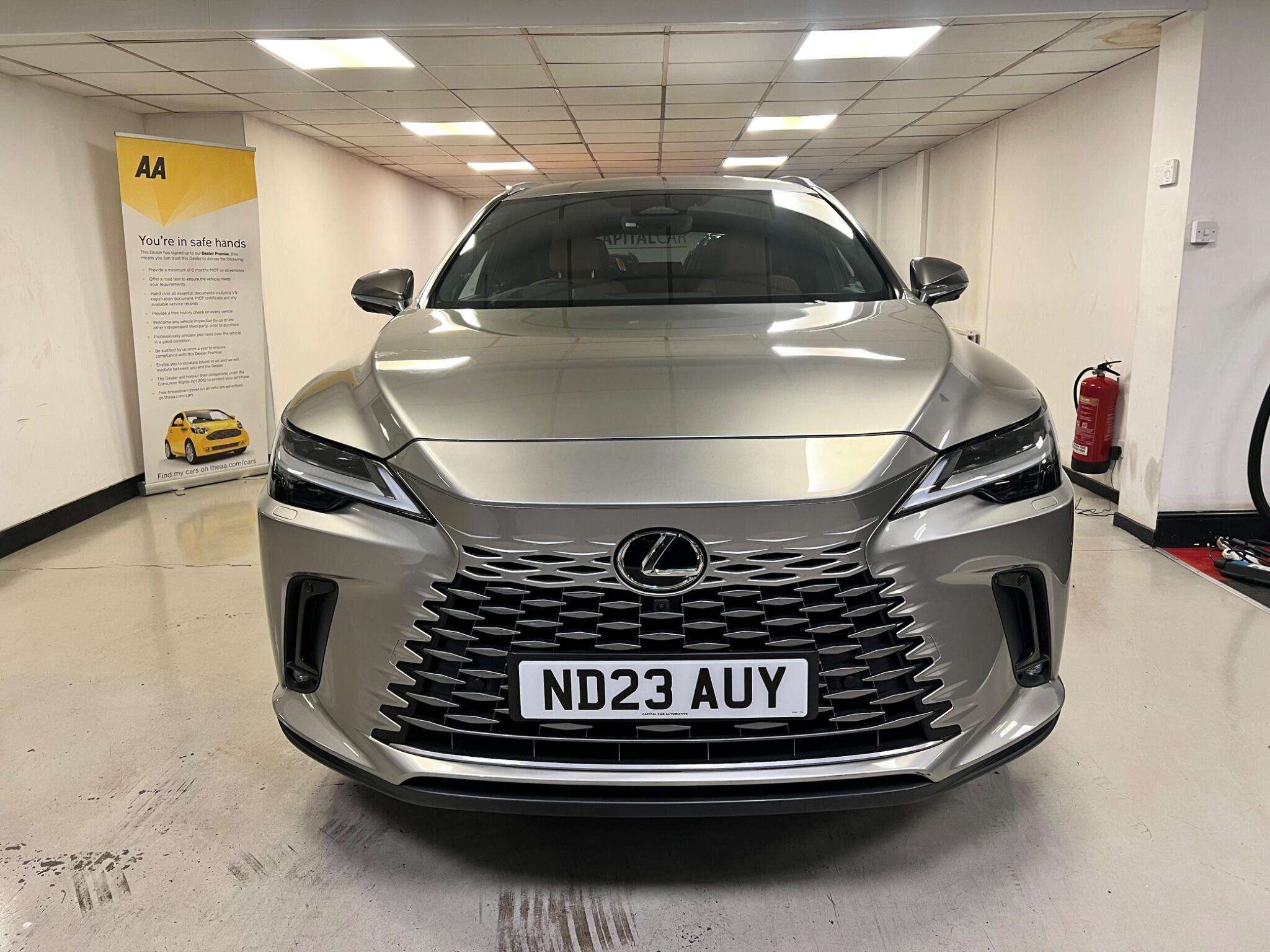 A 2023 LEXUS RX 2.5 350h Prem Plus E-CVT 4WD Euro 6 (s/s) 5dr A 2023 LEXUS RX 2.5 350h Prem Plus E-CVT 4WD Euro 6 (s/s) 5dr